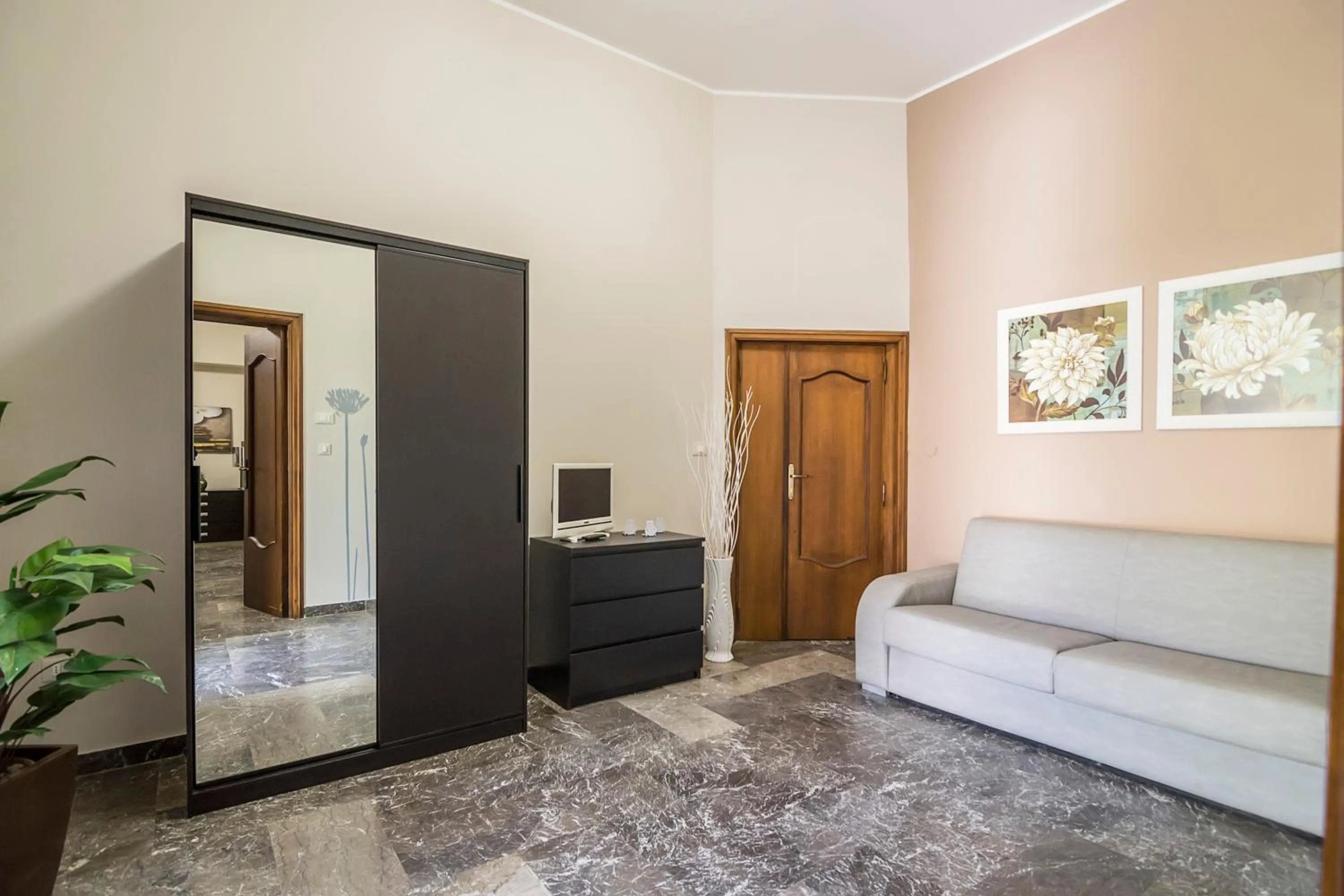TV and multimedia in Villa Lazzari B&B Tra i due Mari