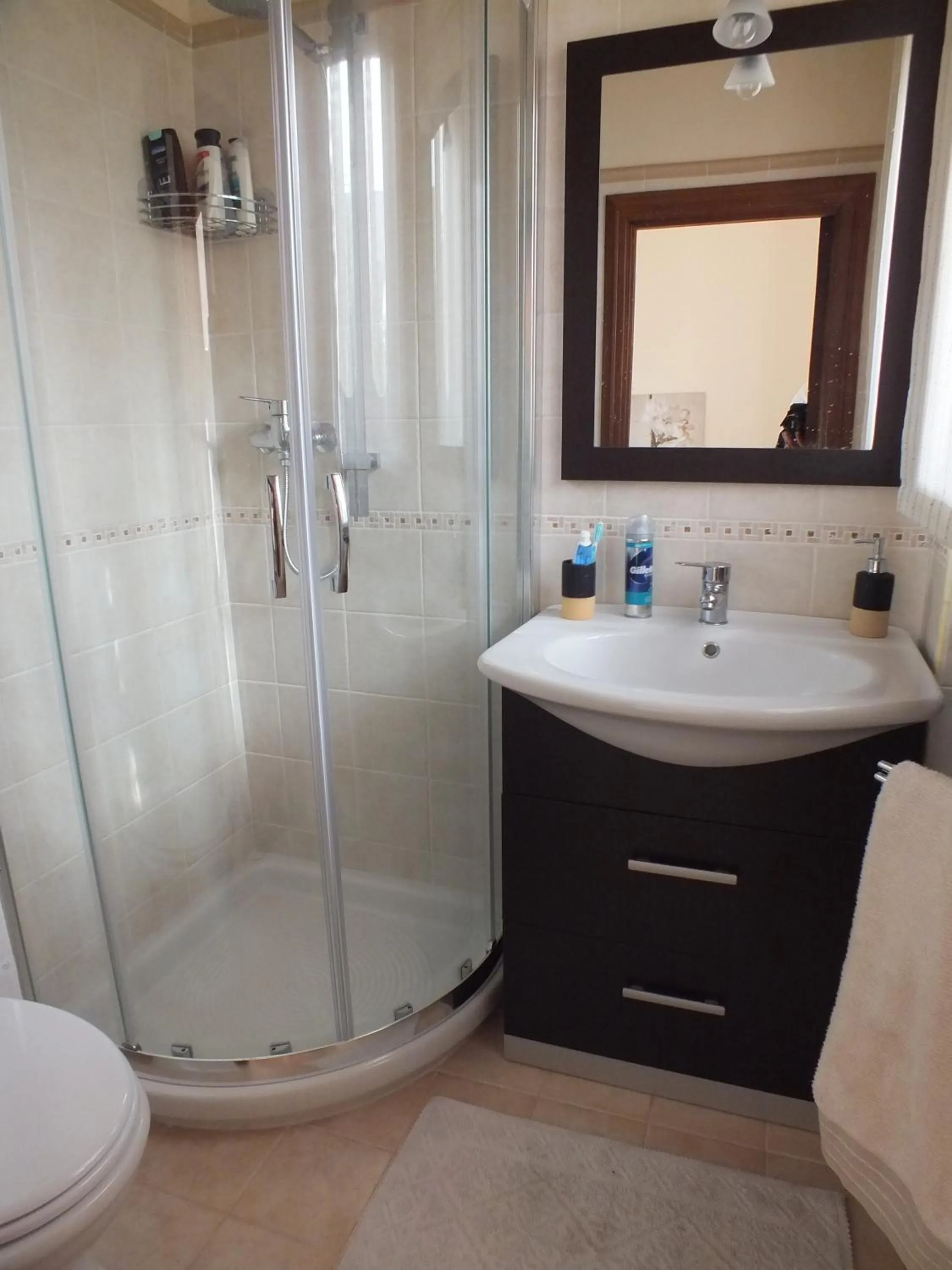 Shower in Villa Lazzari B&B Tra i due Mari