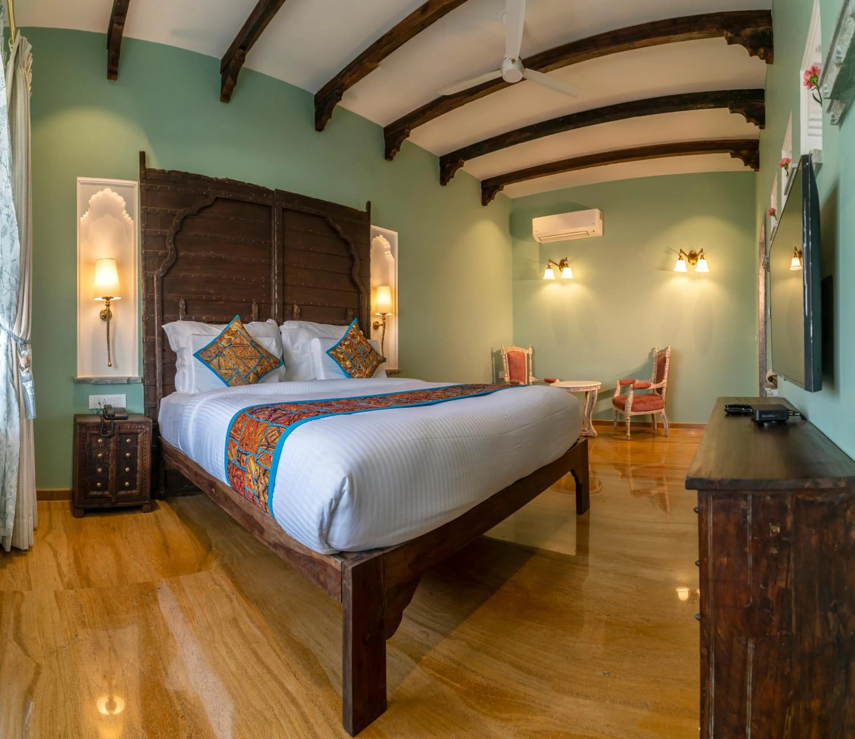 Photo of the whole room, Bed in Khamma Ghani A Boutique Hotel
