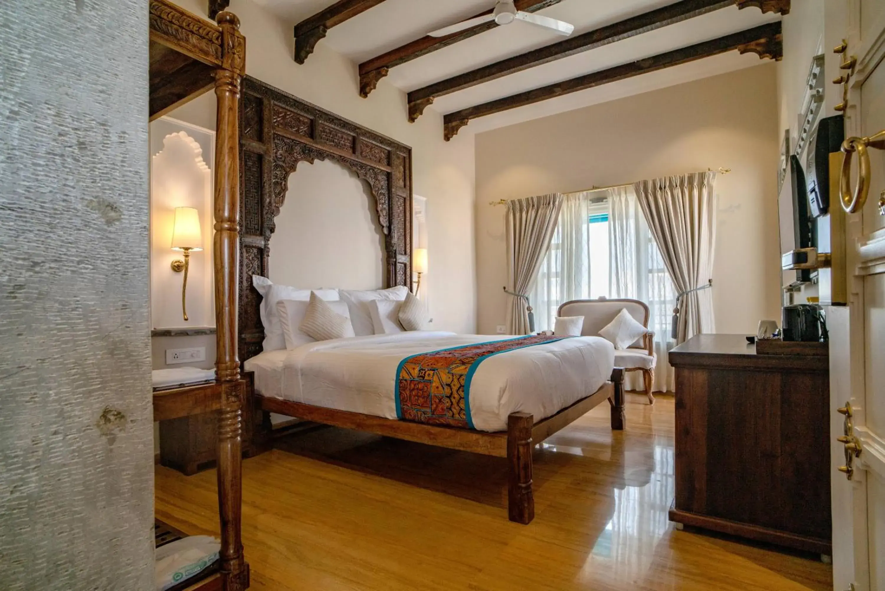 Deluxe Double Room with Balcony in Khamma Ghani A Boutique Hotel Deluxe Double Room with Balcony in Khamma Ghani A Boutique Hotel