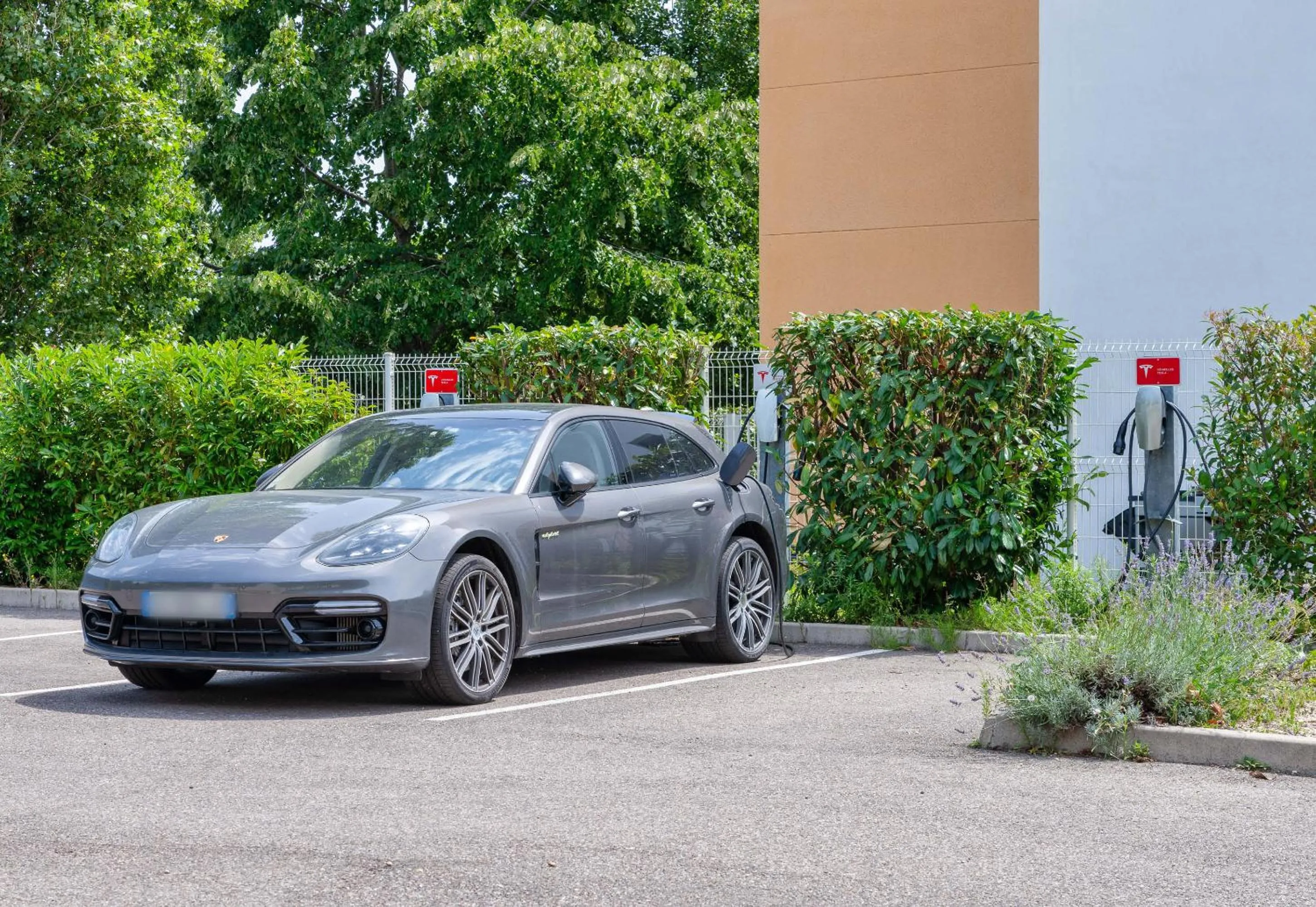 Parking in B&B HOTEL Lyon Eurexpo Chassieu