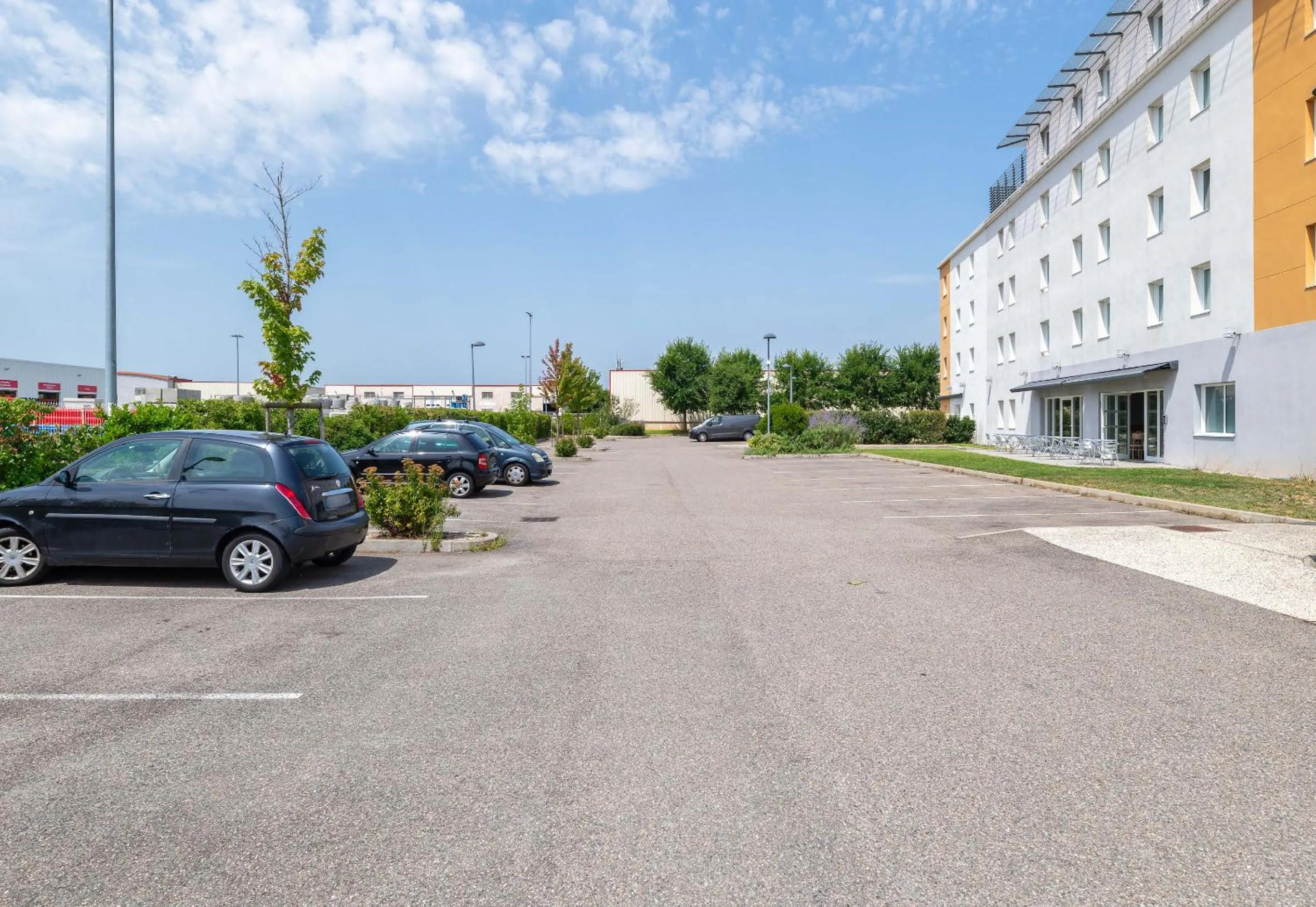 Parking in B&B HOTEL Lyon Eurexpo Chassieu