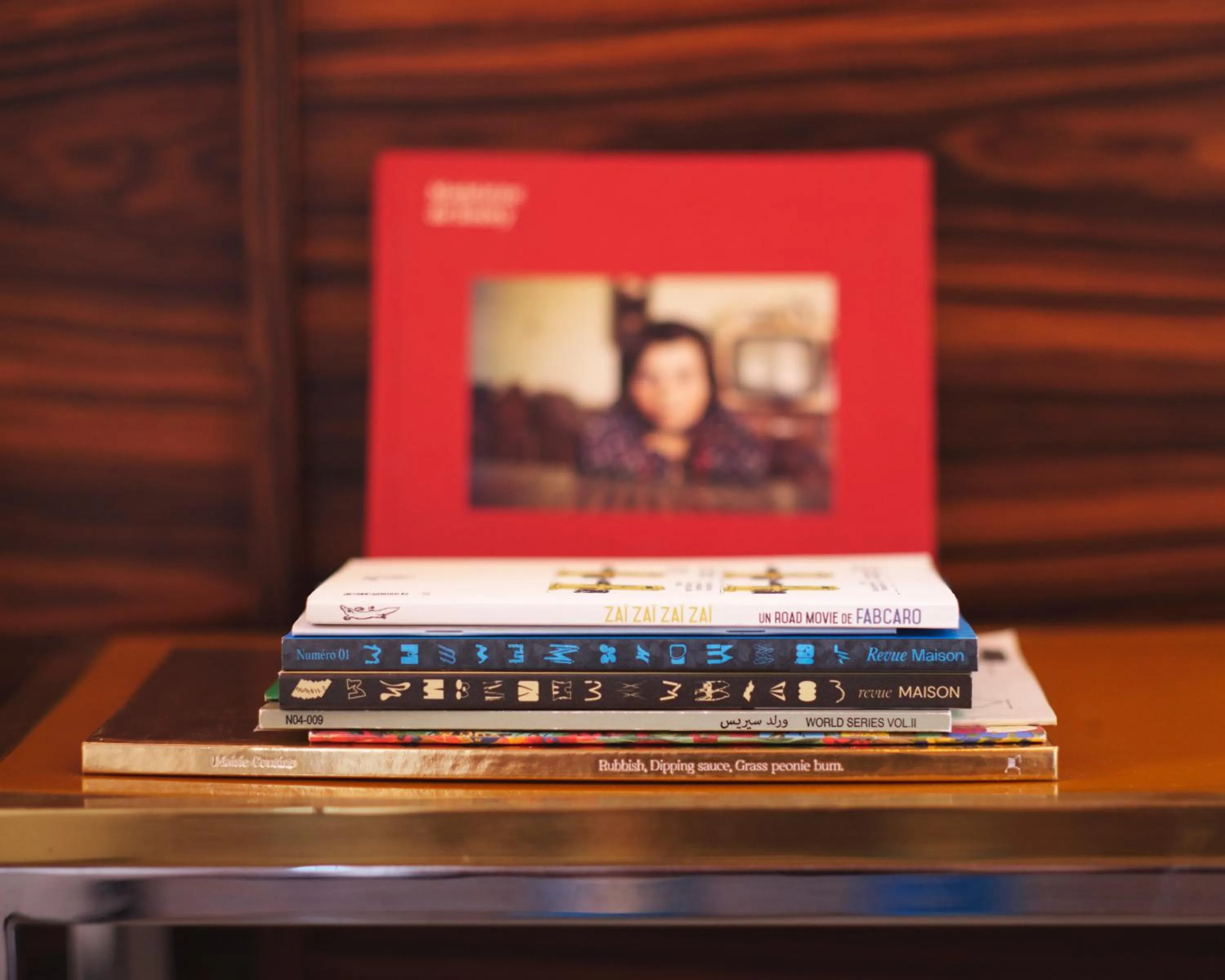 Library in Hôtel Présent - Entrée autonome, réception en ligne - Encore Mieux