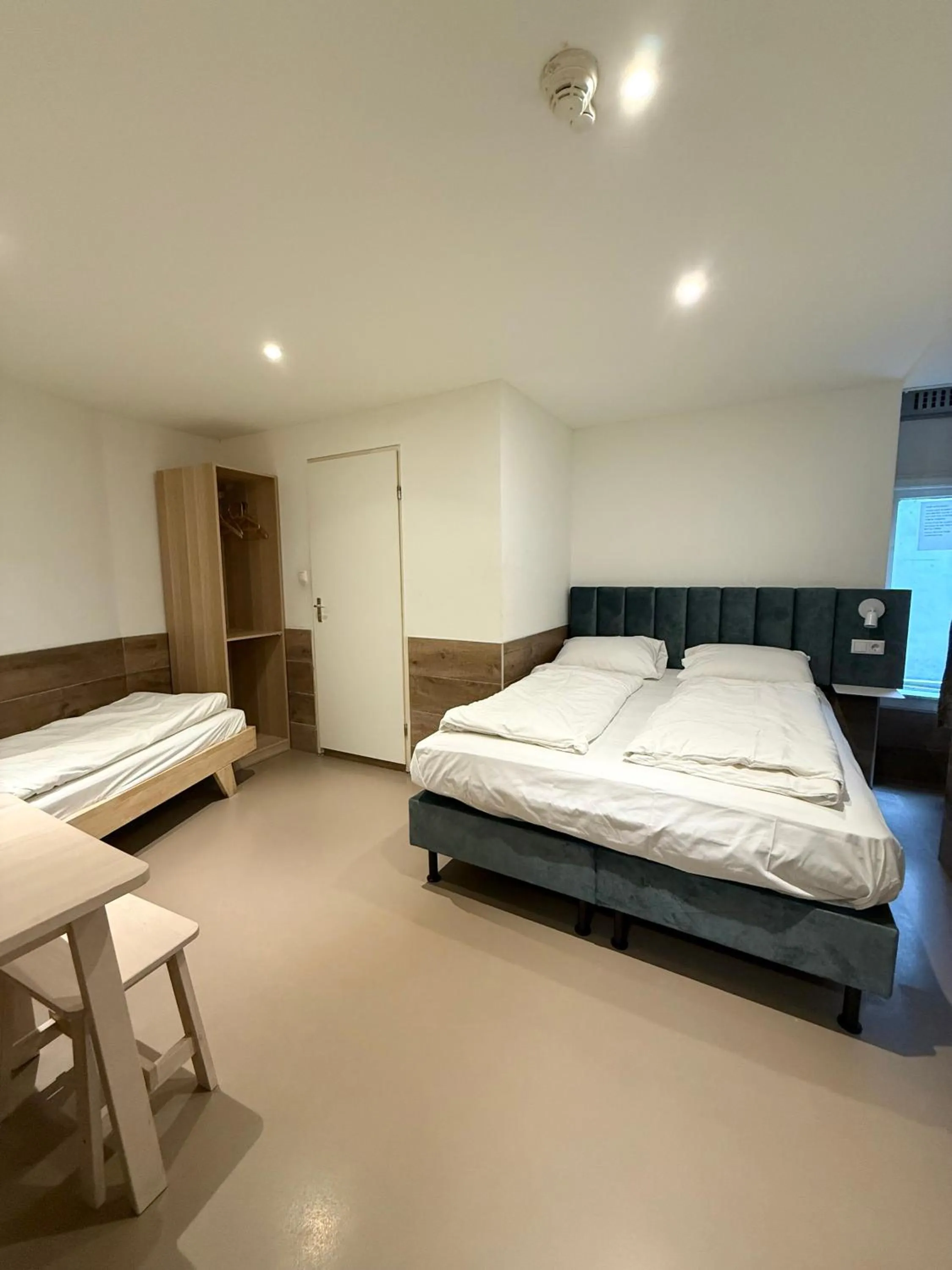 Bed in Hotel The Globe