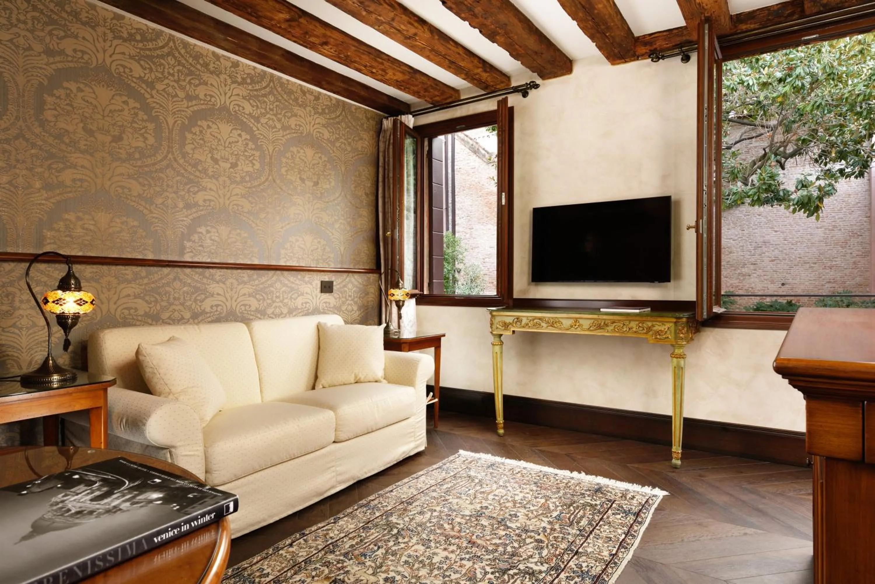 Empress Theodora Apartments