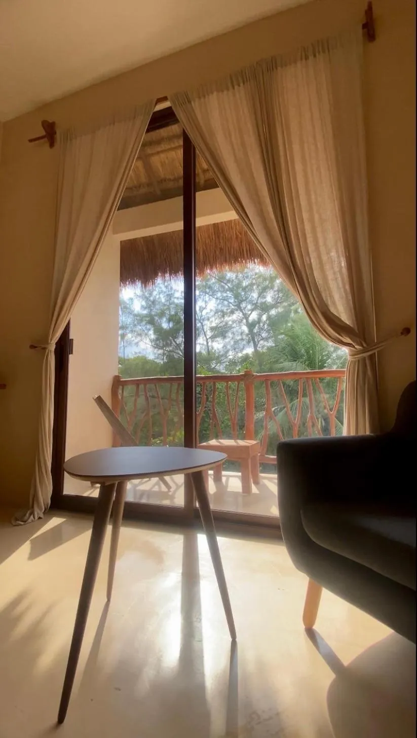 Yax Kiin Casa Boutique