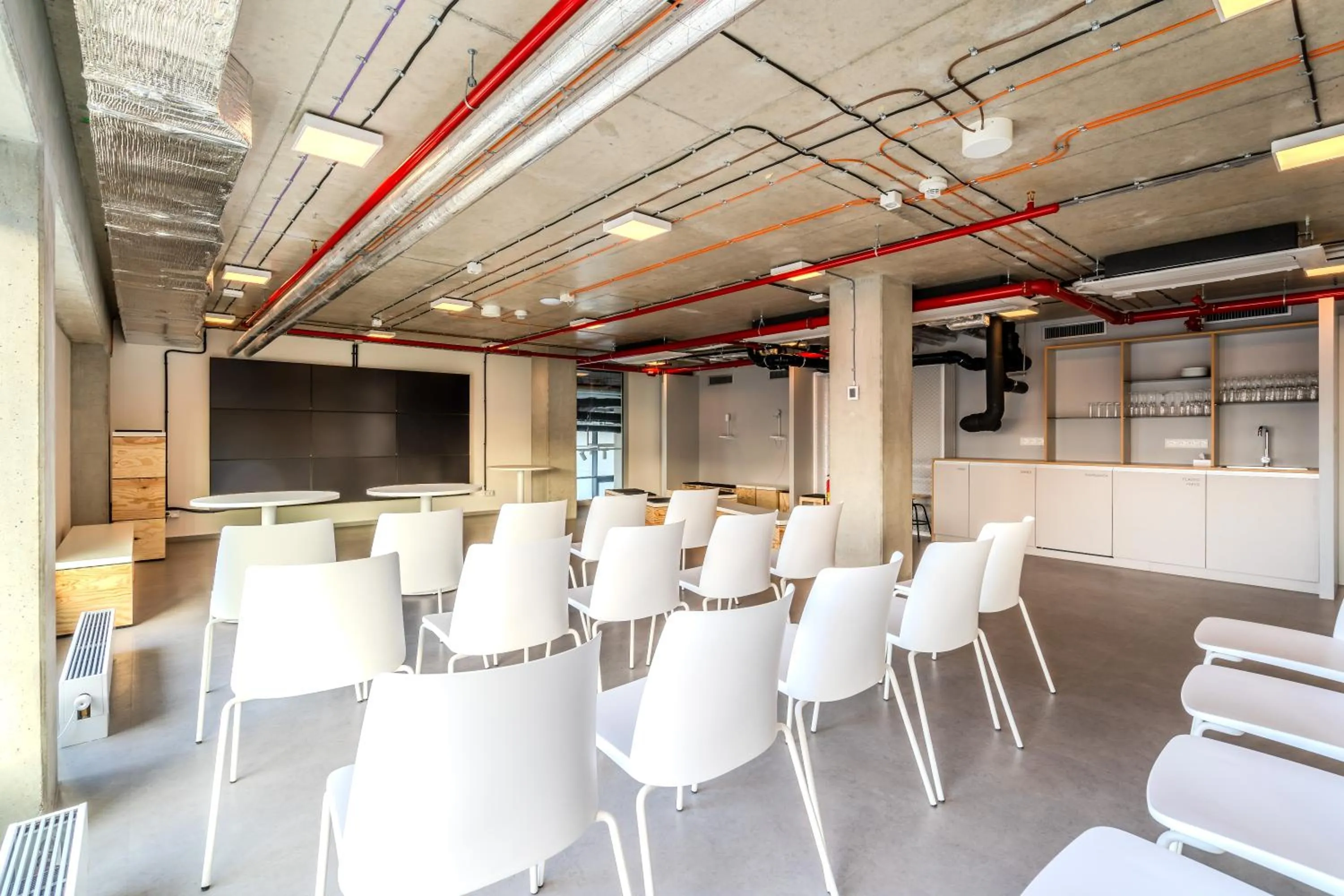Meeting/conference room in HONEST Ricany
