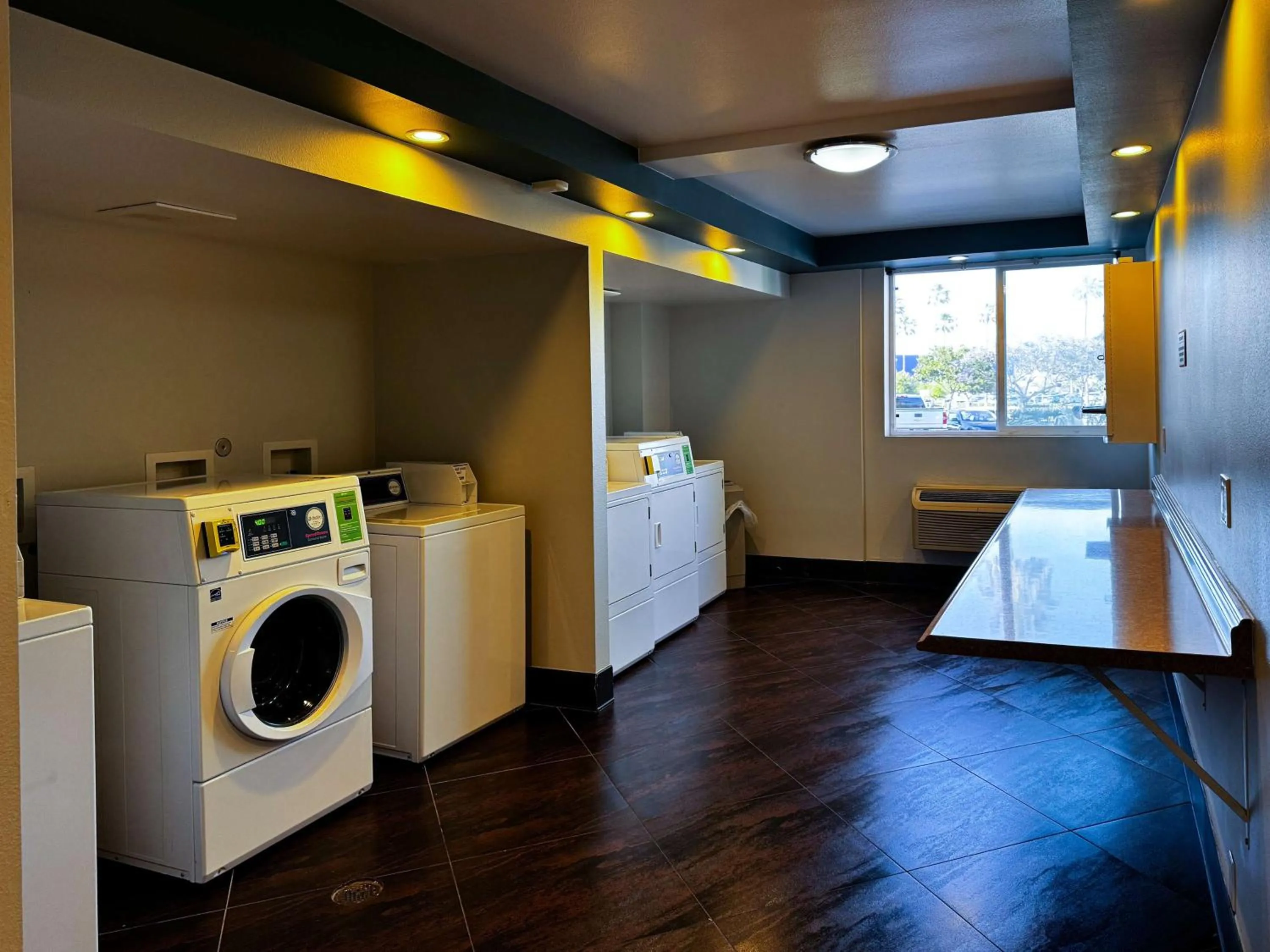 Photo of the whole room in Studio 6 Suites Carson, CA