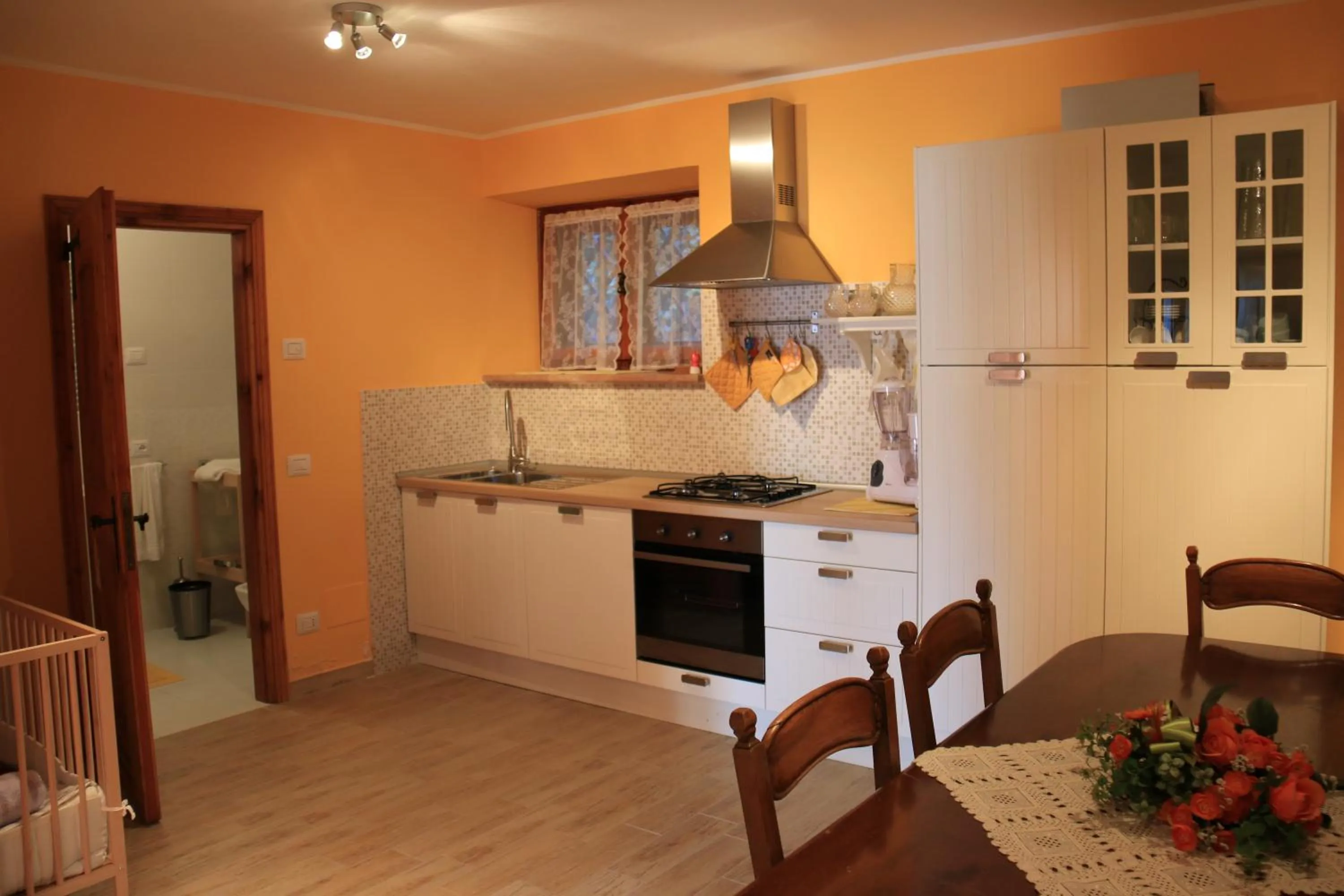 Kitchen or kitchenette in Villa Margiò