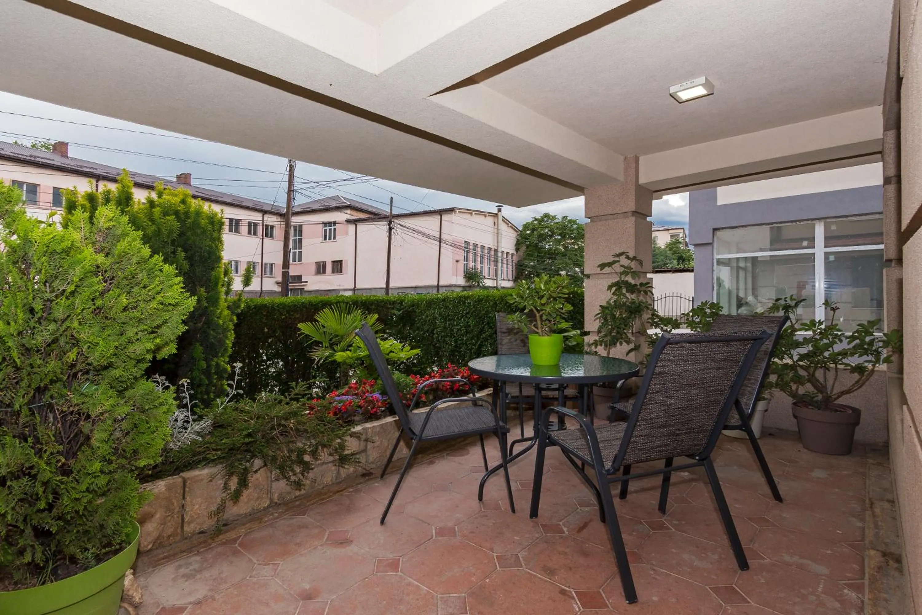 Balcony/Terrace in Bitrak Guest House