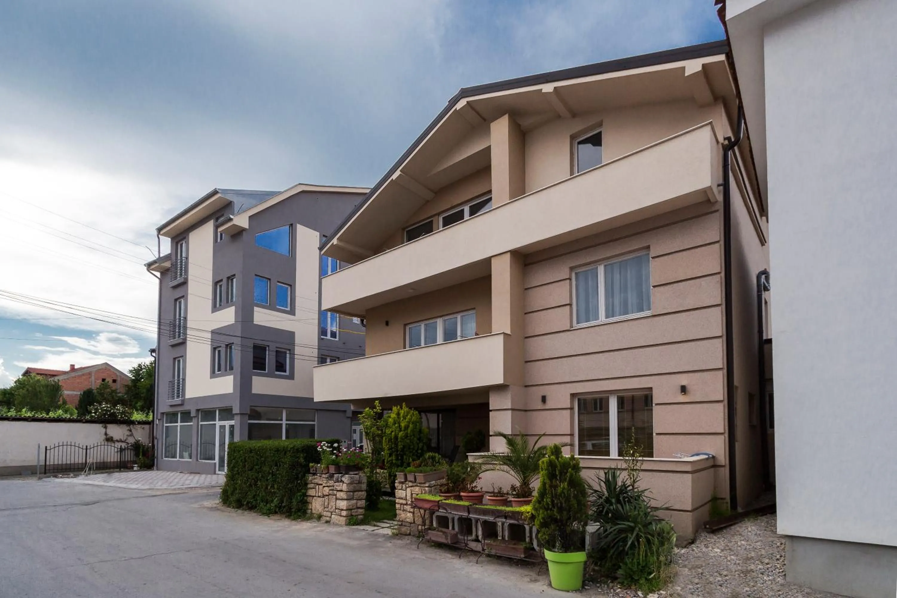 Facade/entrance in Bitrak Guest House