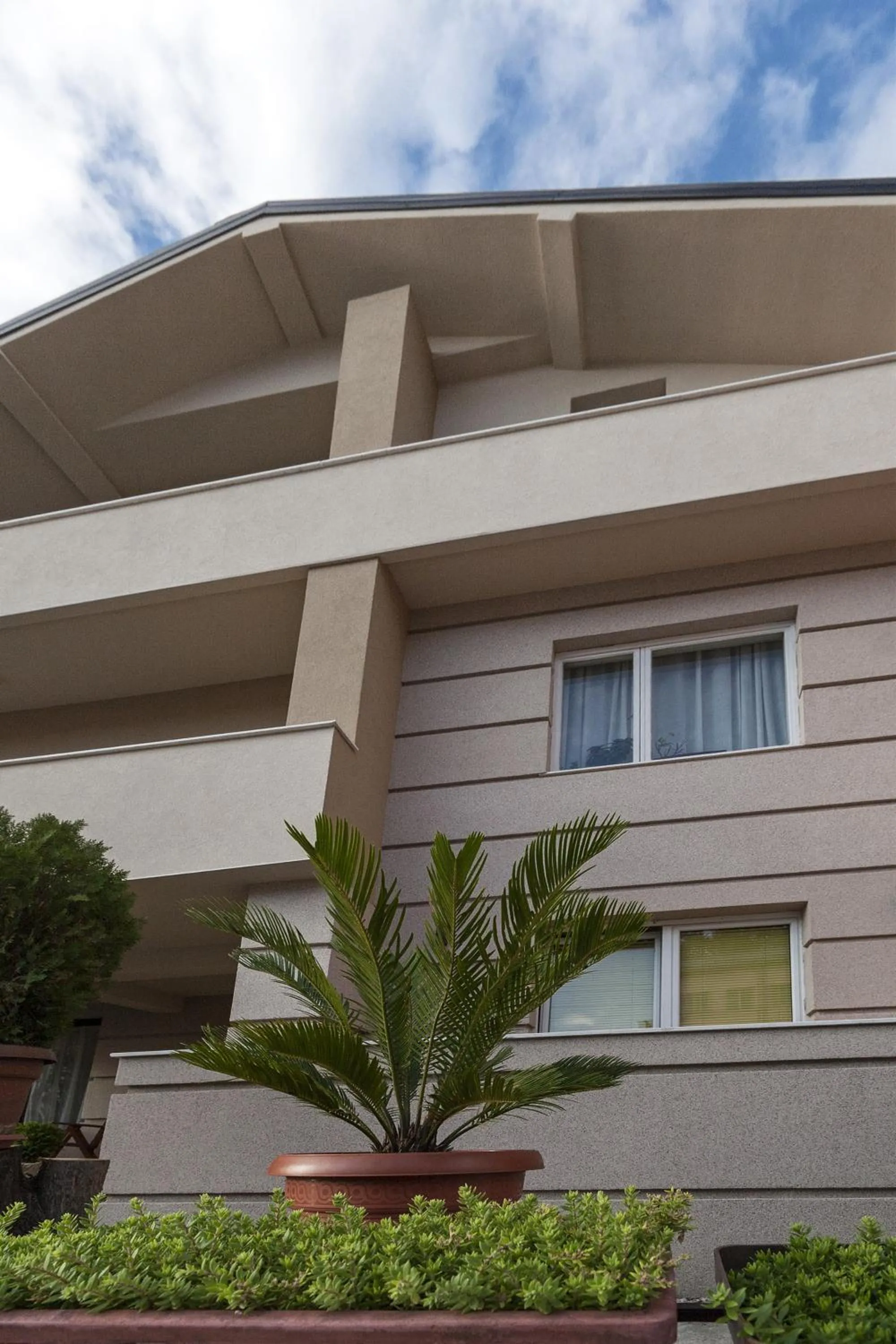 Facade/entrance in Bitrak Guest House