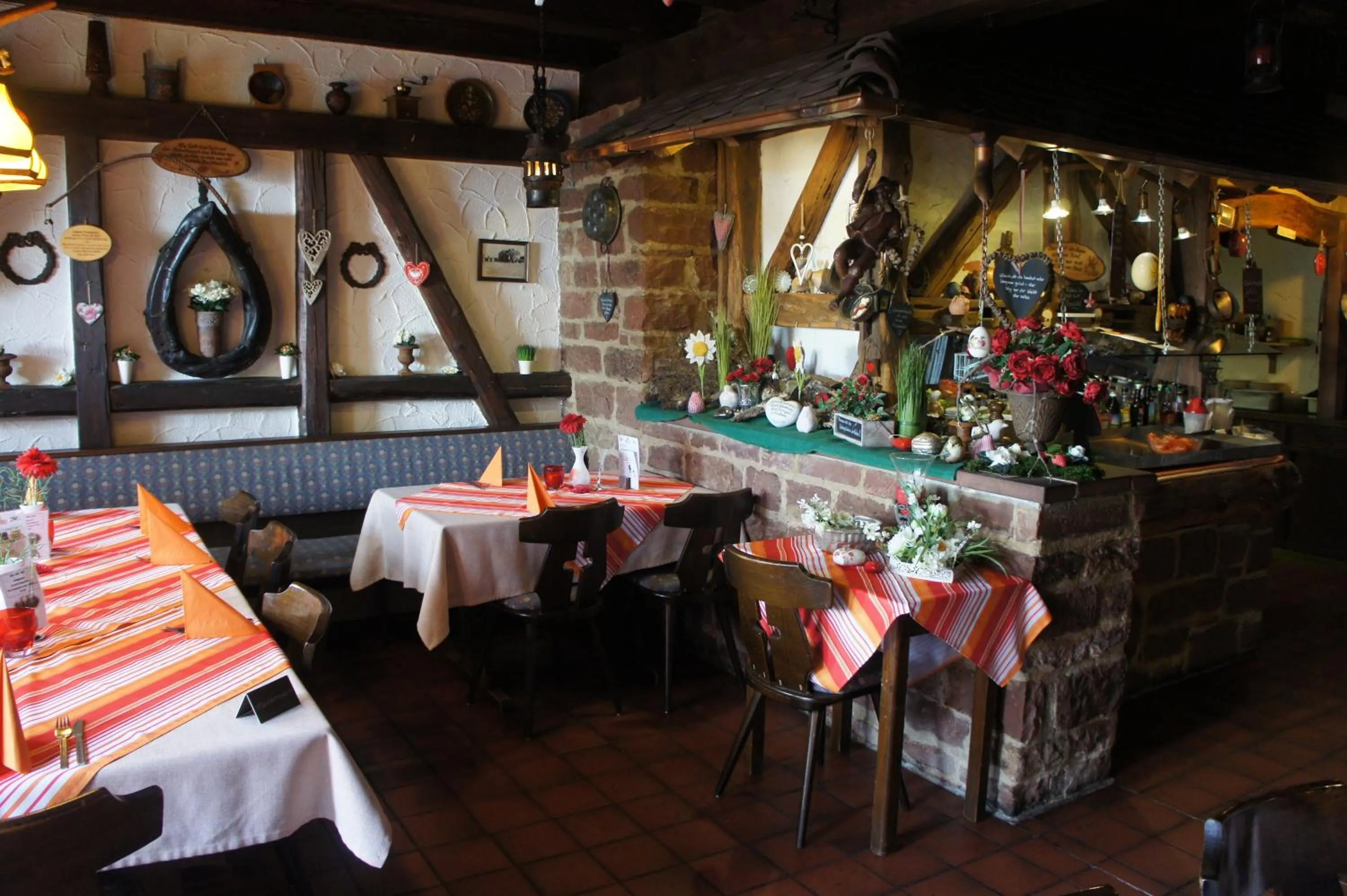 Restaurant/places to eat in Landhotel Engel