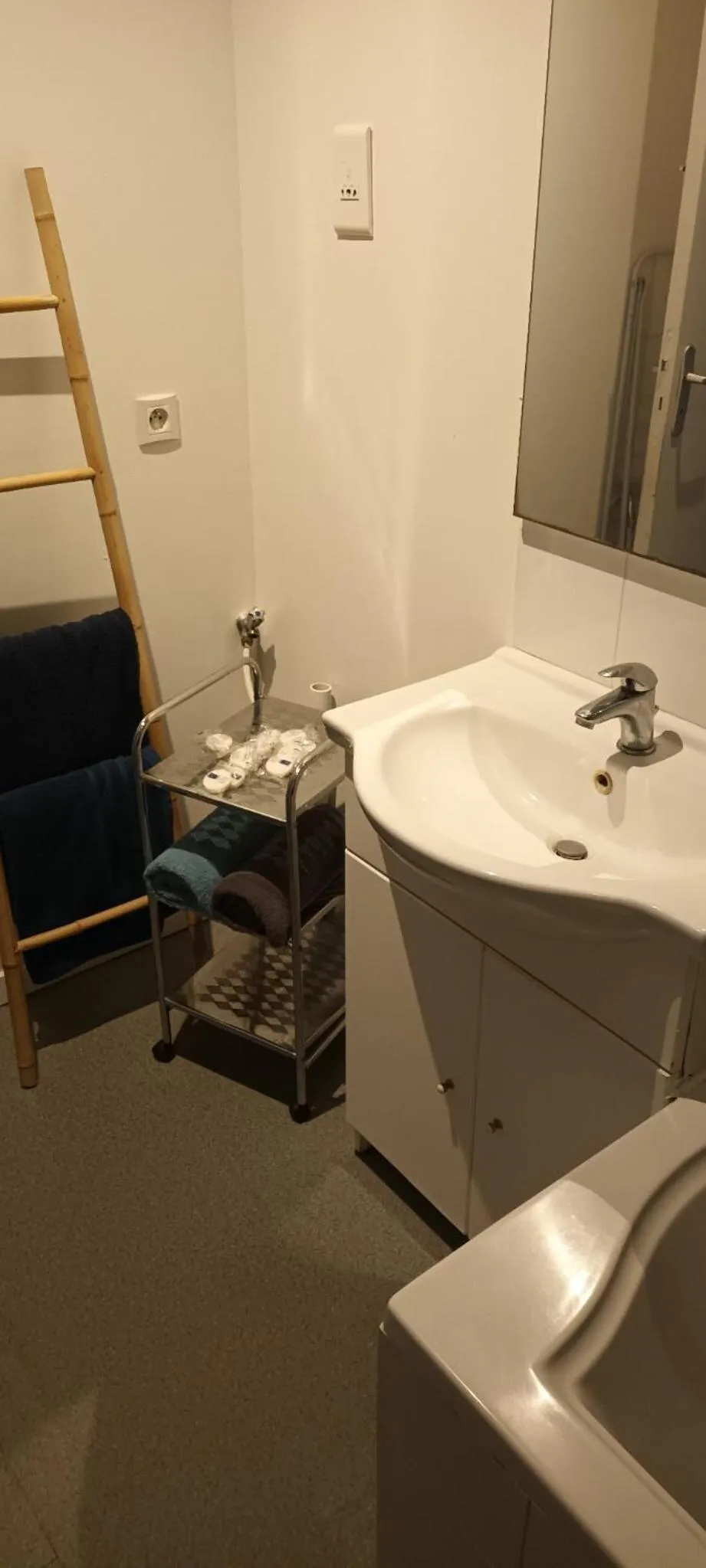 Bathroom in L'Escapade Mersoise