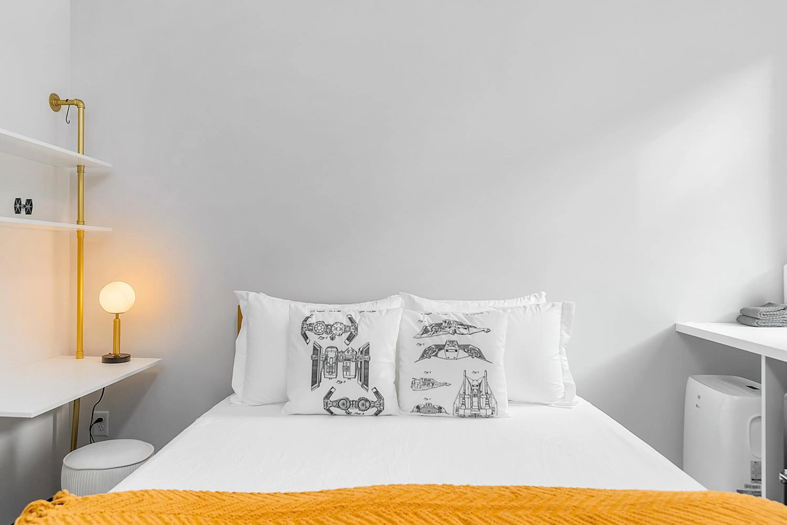 Bed in Palpatine Sith Lord Suite