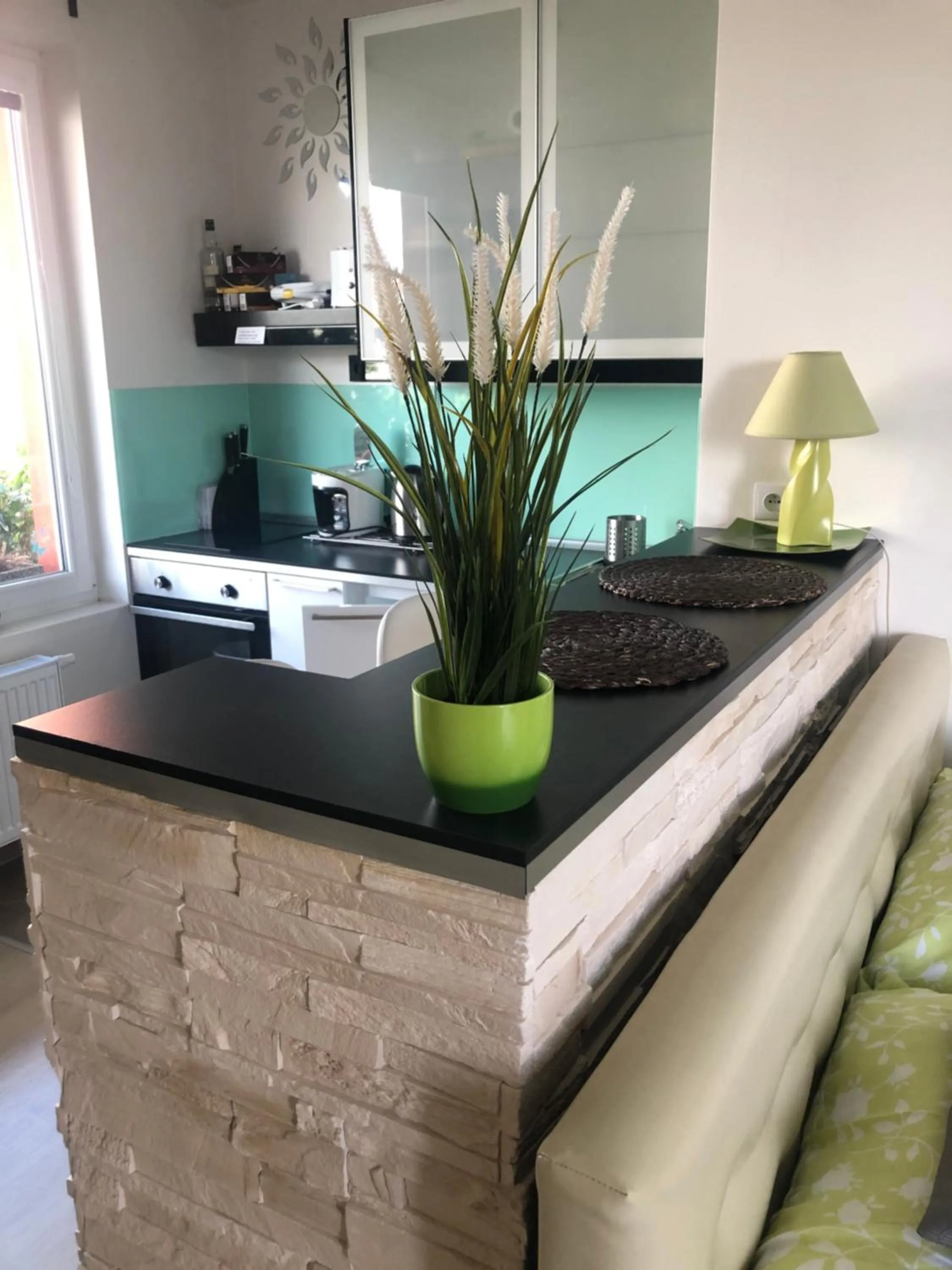 Kitchen or kitchenette in Bastien Studio near Airport