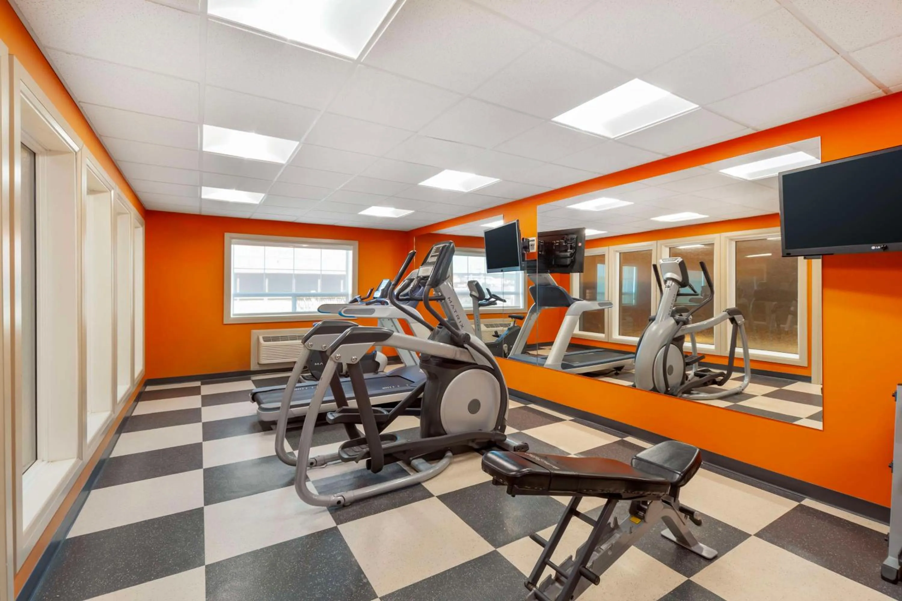 Fitness centre/facilities in Best Western Plus Peace River Hotel & Suites