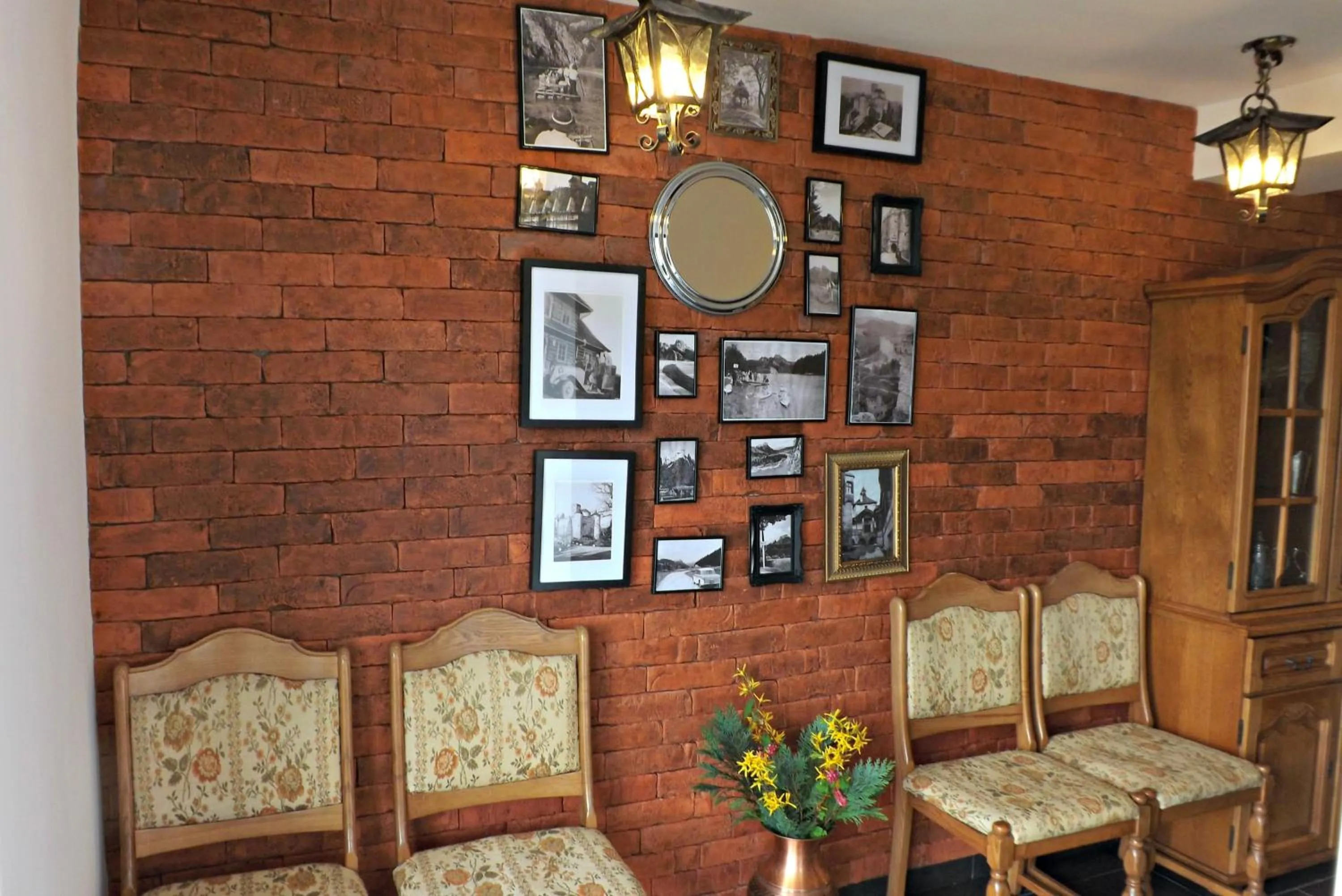 Decorative detail in Willa Rycerz