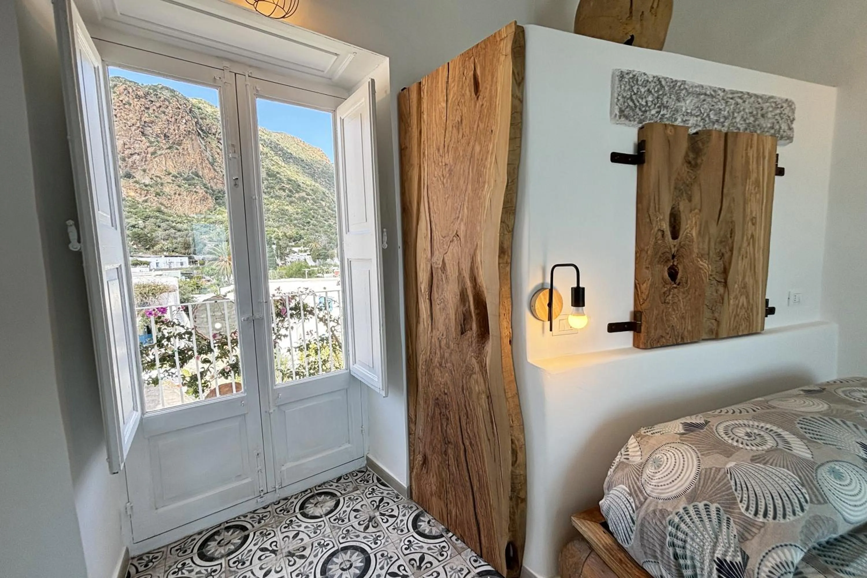 Photo of the whole room, Bed in Casa Acquamarina