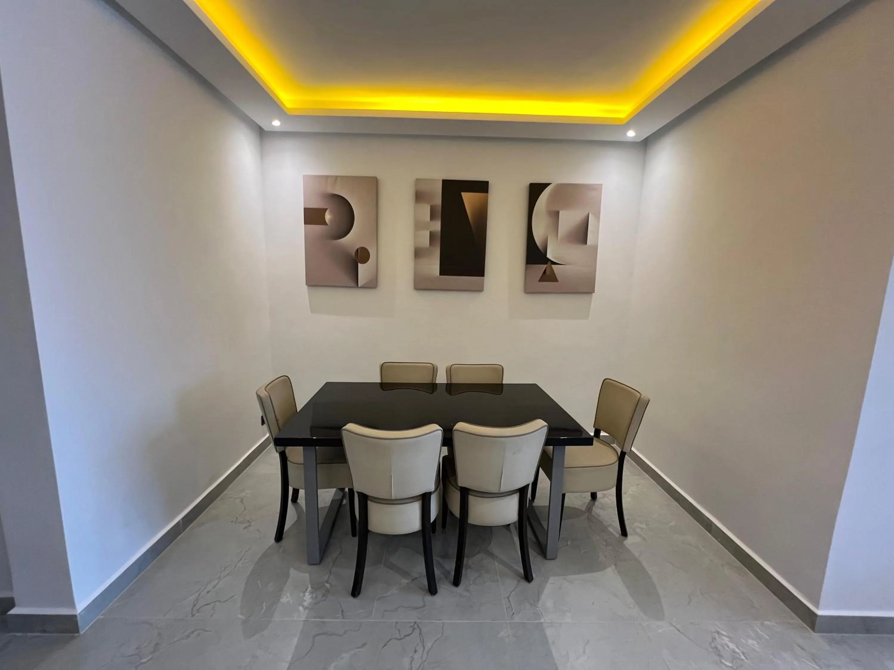 Dining area in Le Rio Appart-Hotel City Center