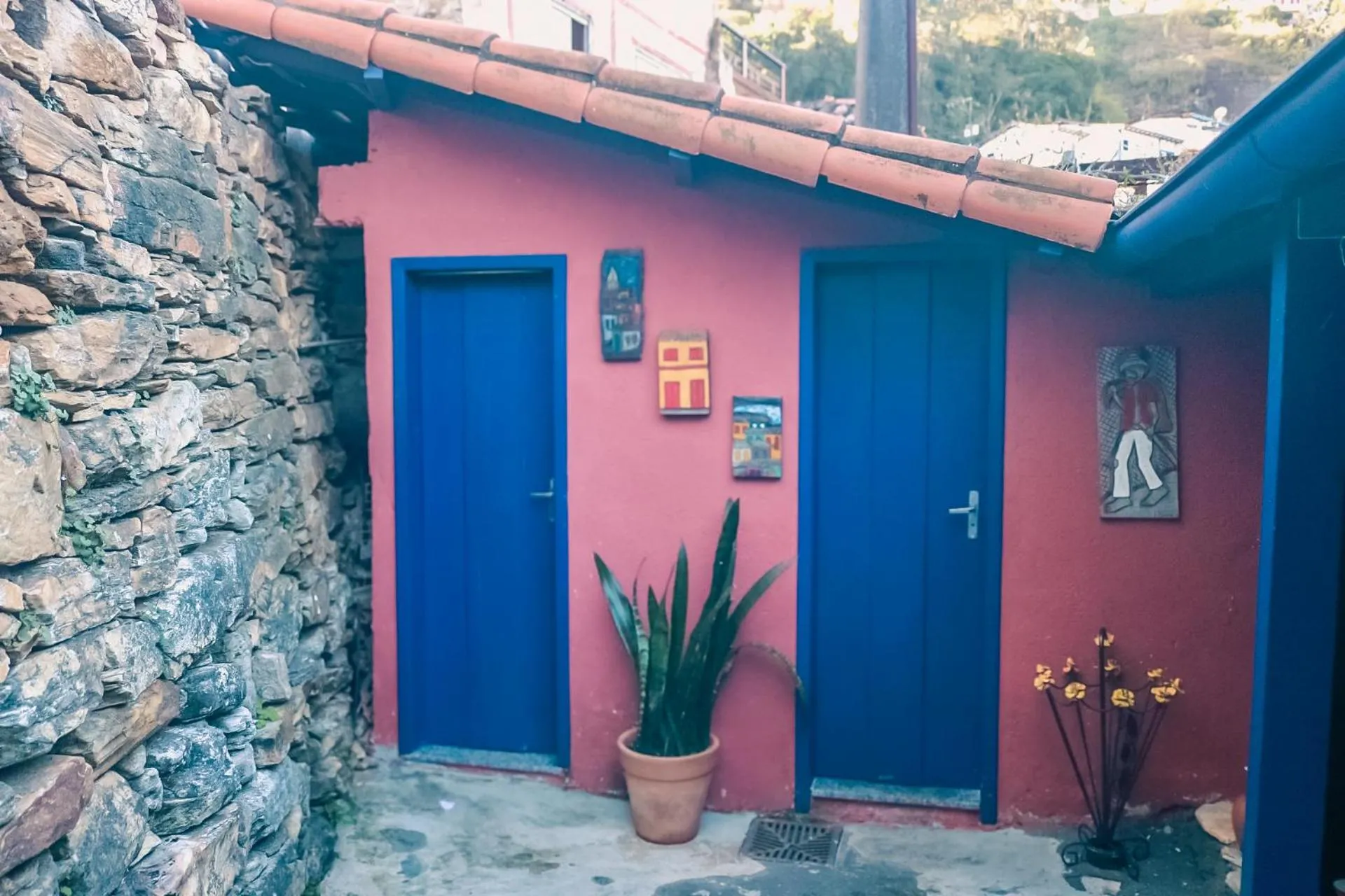 É Hostel