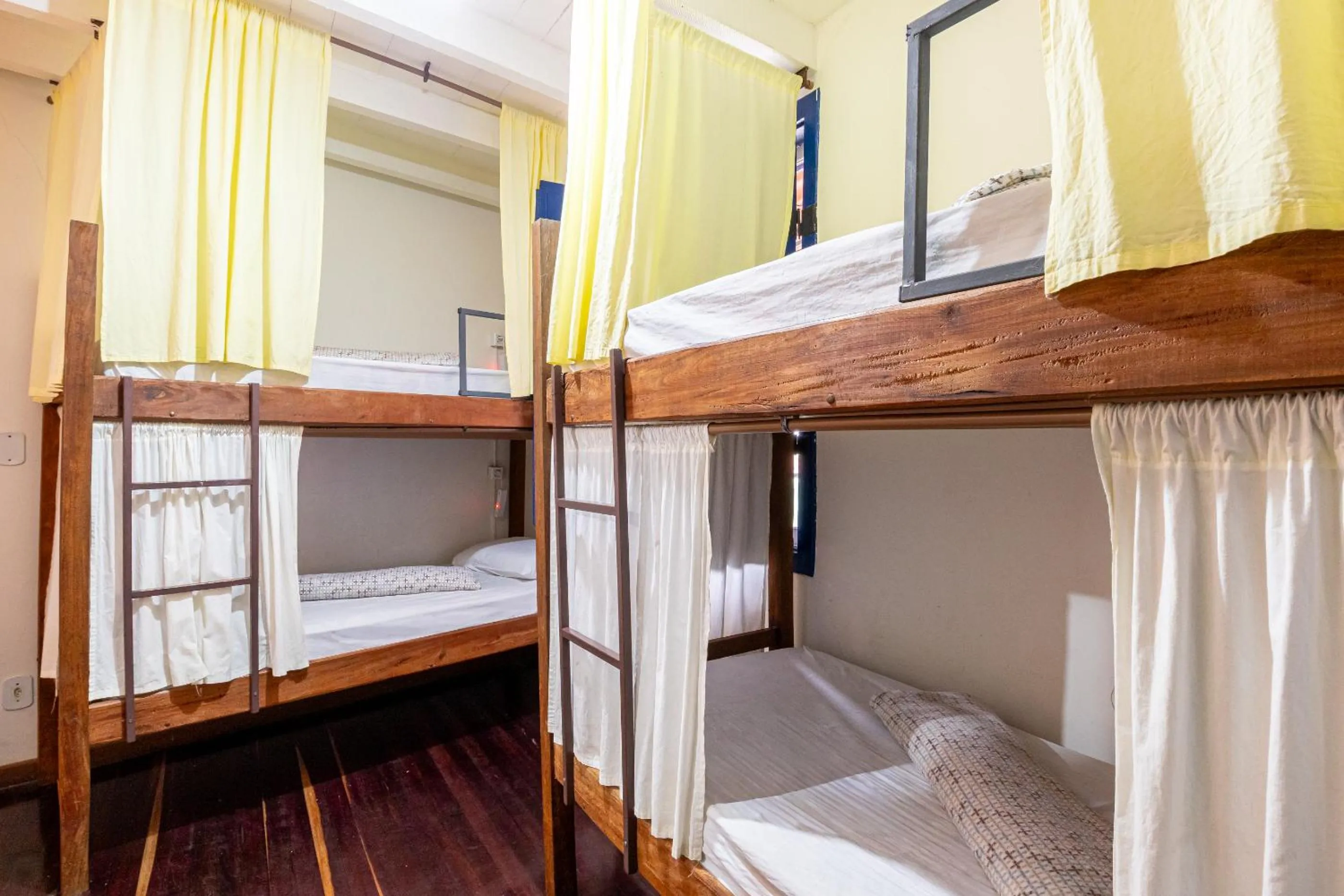 Bed in É Hostel