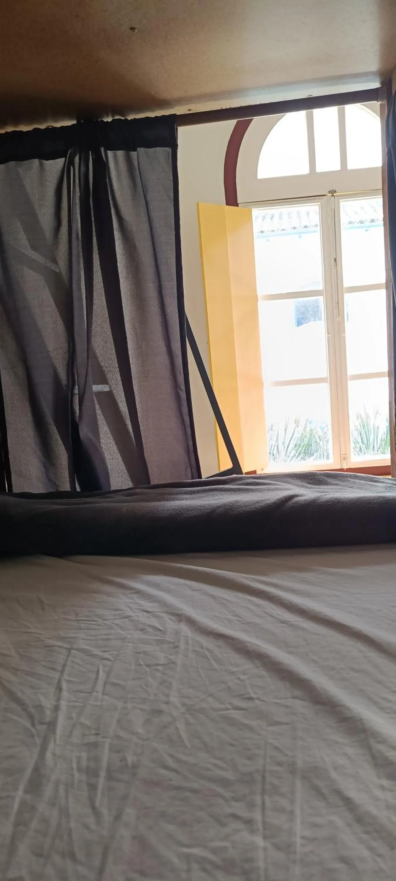 Bed in É Hostel