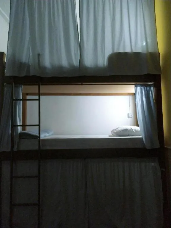 É Hostel