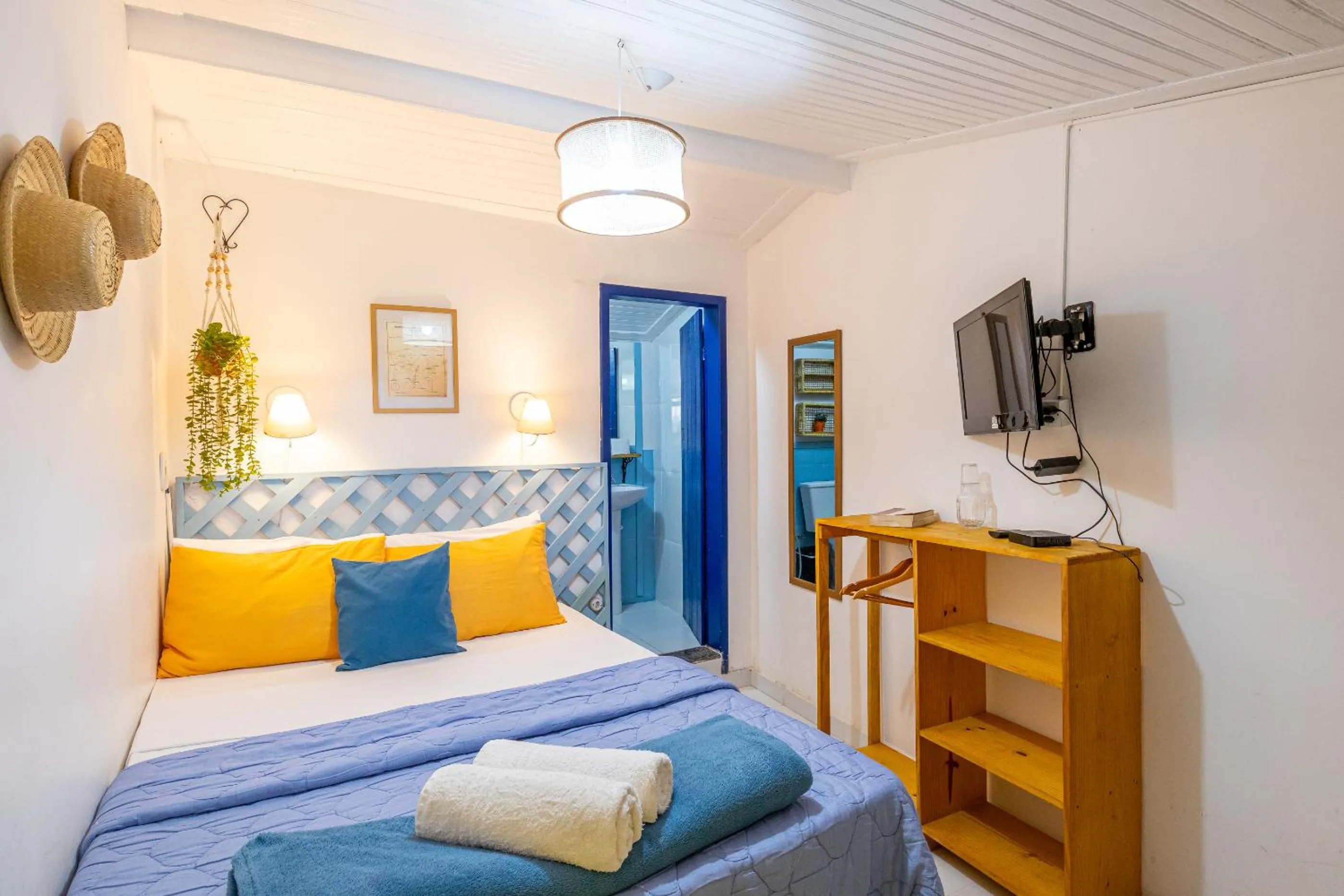 Bed in É Hostel