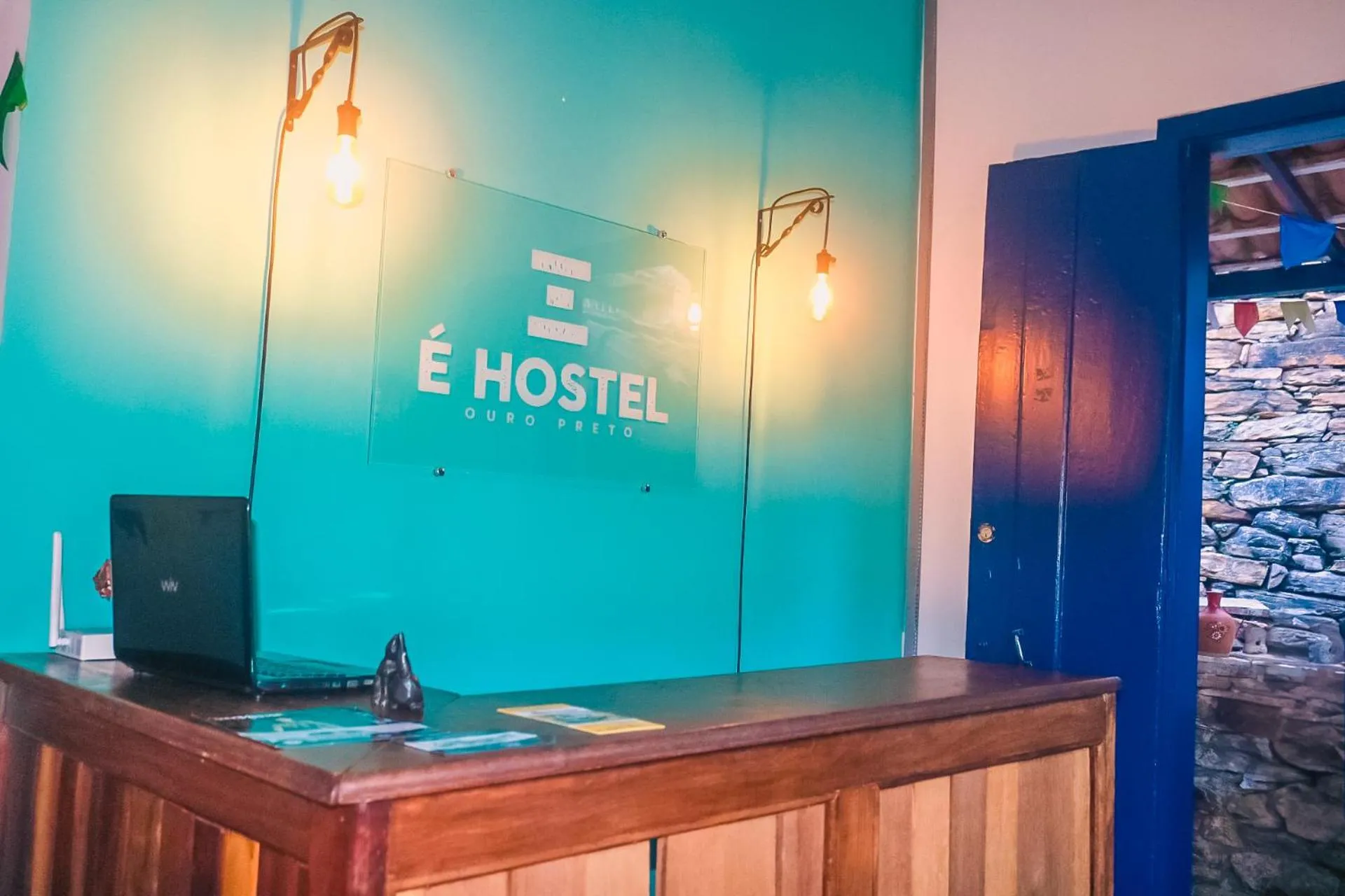 É Hostel