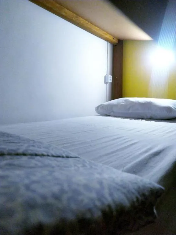 Bed in É Hostel