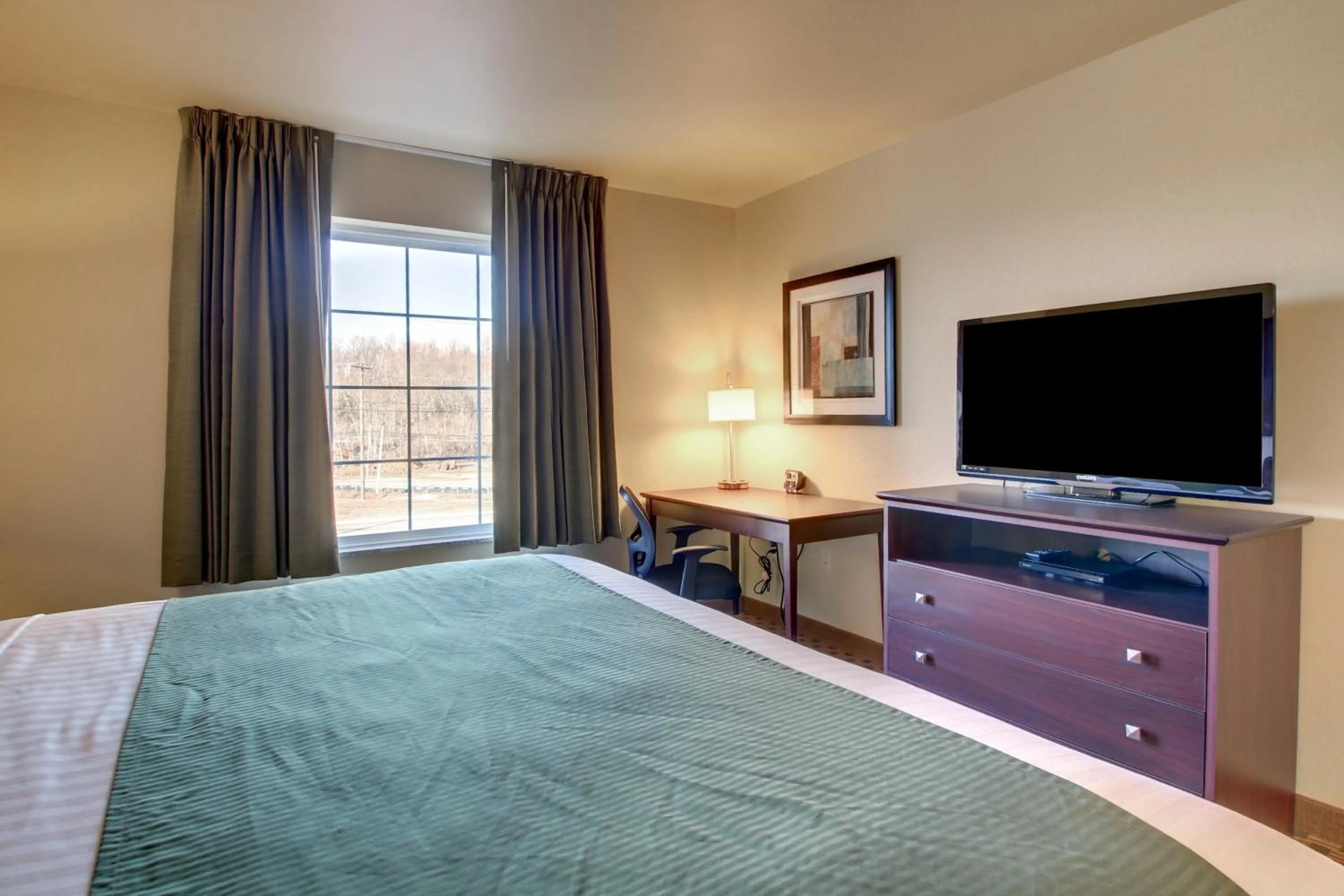 Cobblestone Hotel & Suites - Salem
