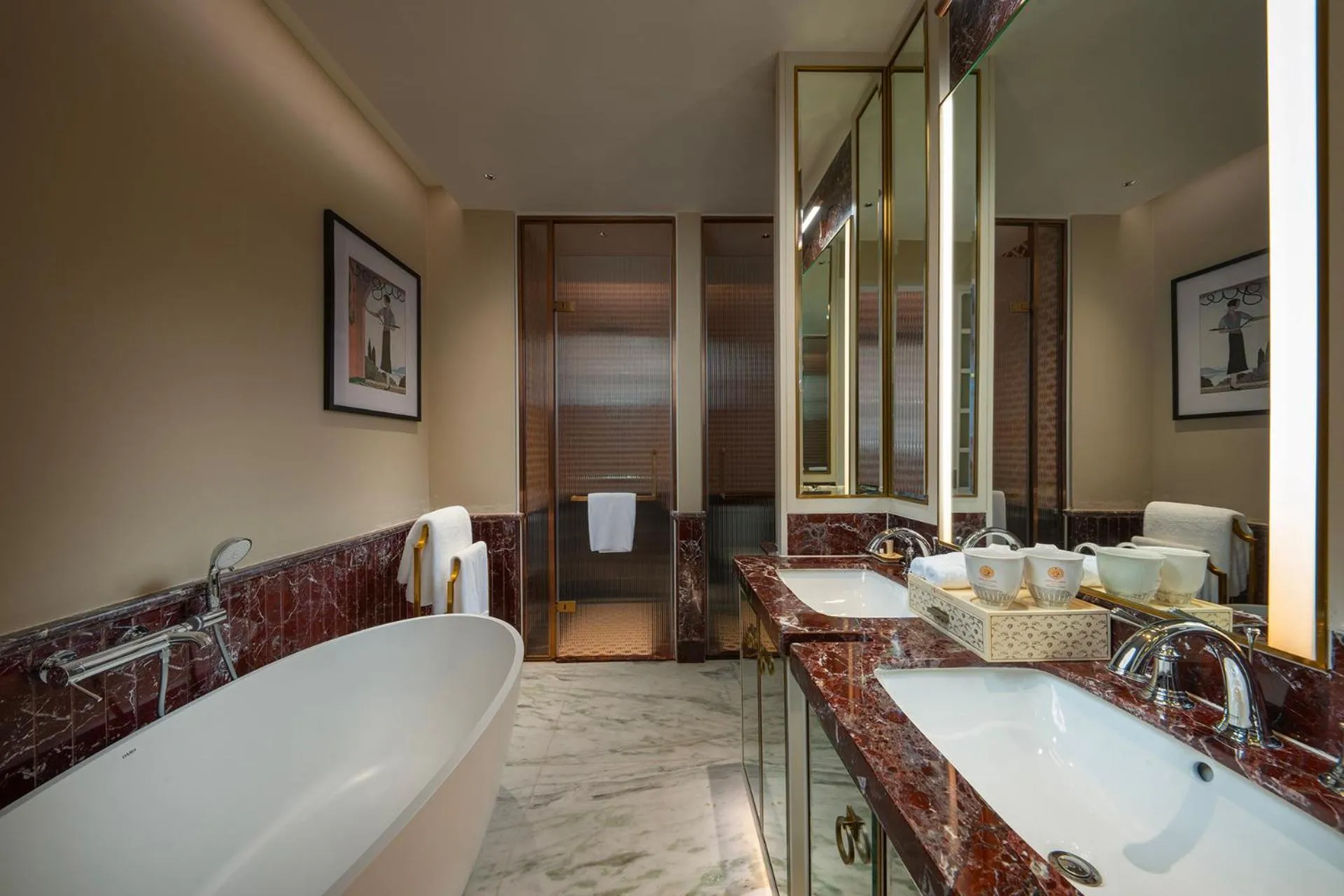 Toilet in Hôtel de l'Amour Tam Đảo