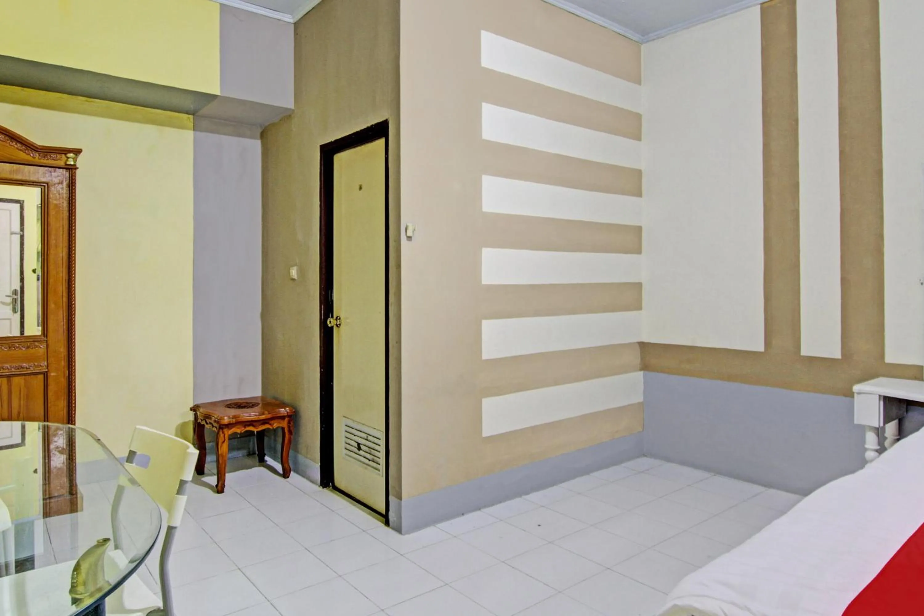 Bedroom, Bed in Hotel O Penginapan Budi SyariahNearTaman Amaryllis Pekanbaru