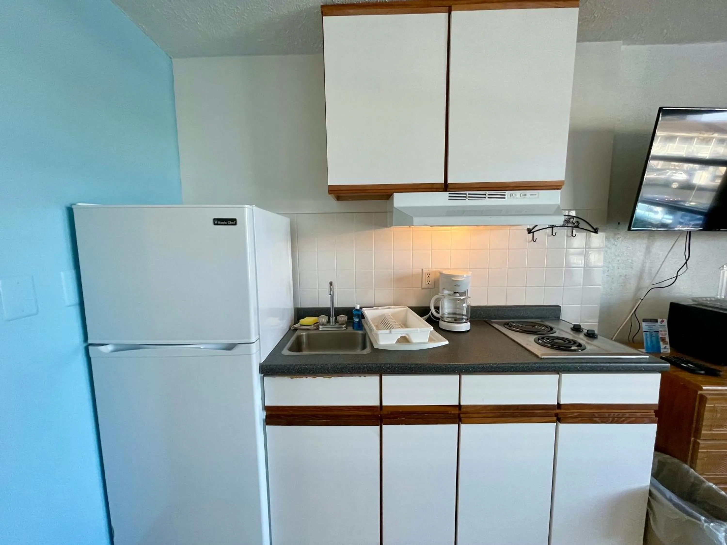 Pink Champagne Motel