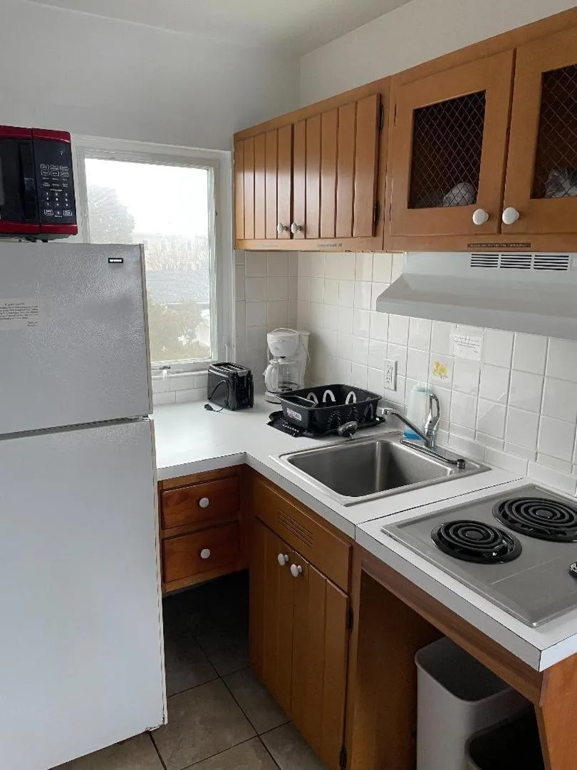 Pink Champagne Motel