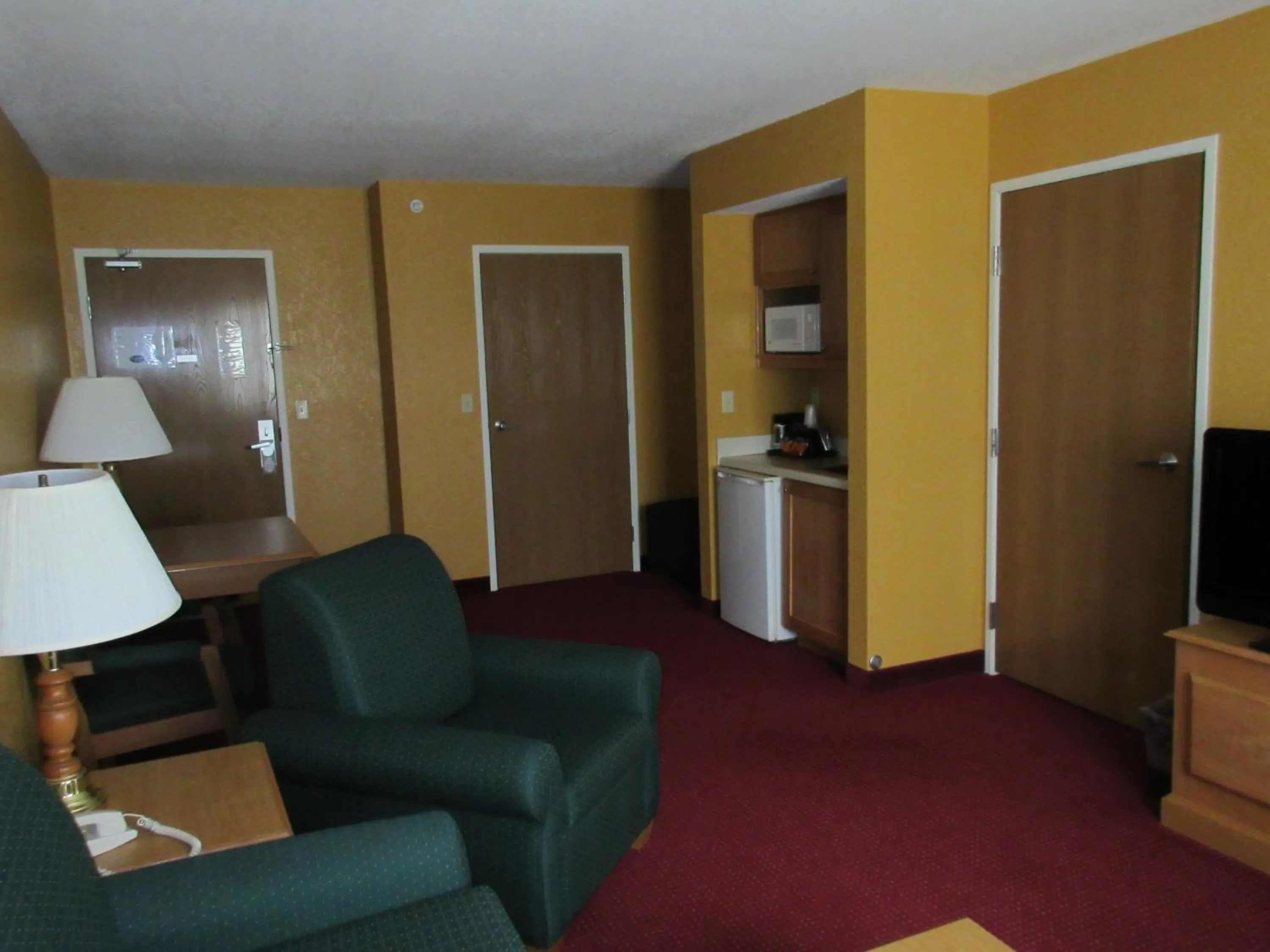 Decorative detail in Parkfield Inn - Clinton