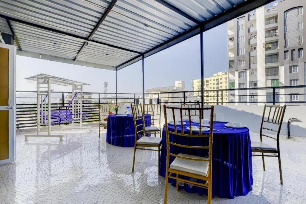 Restaurant/places to eat in Hotel Sun Palace