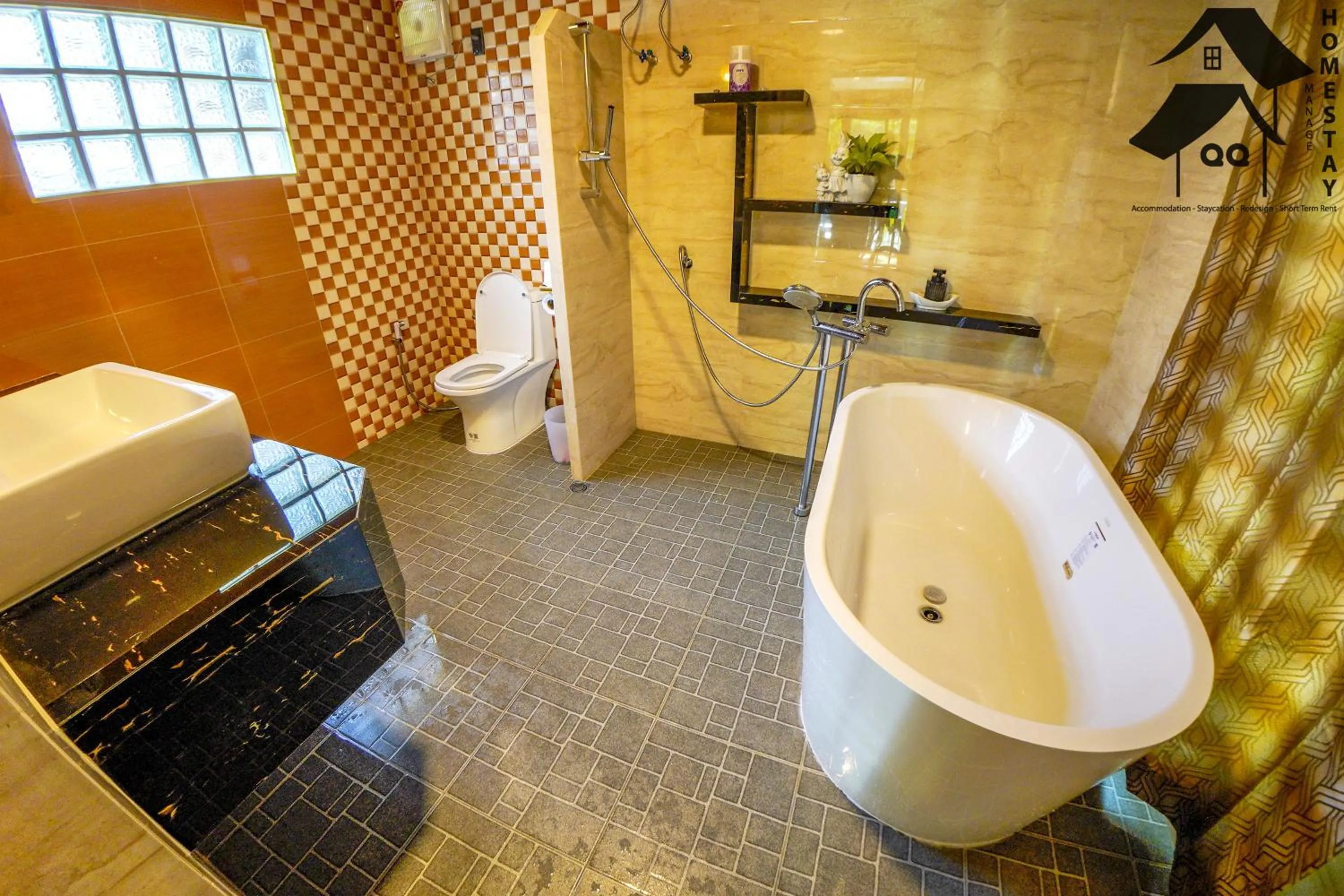 Shower in Happy Garden Resort Betong