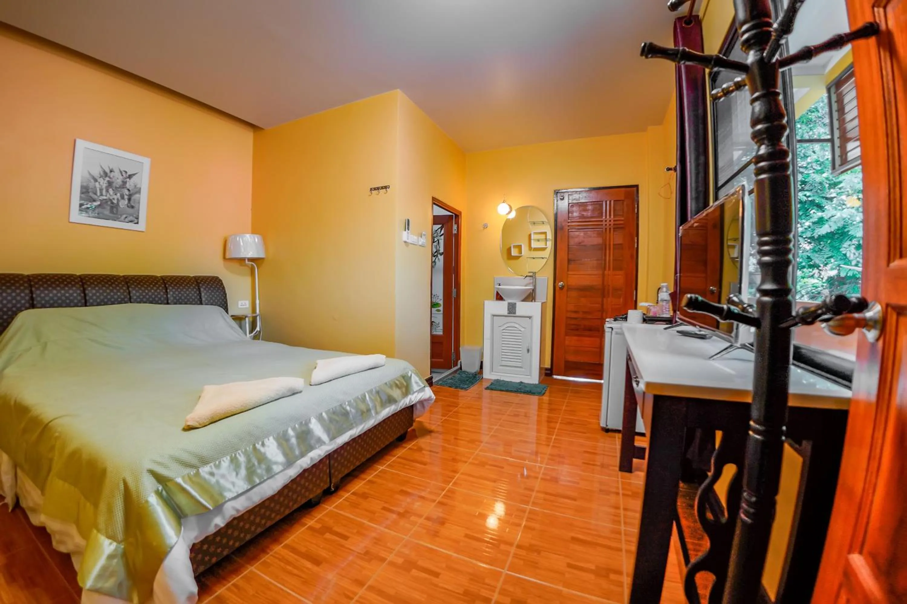 Bed in Happy Garden Resort Betong