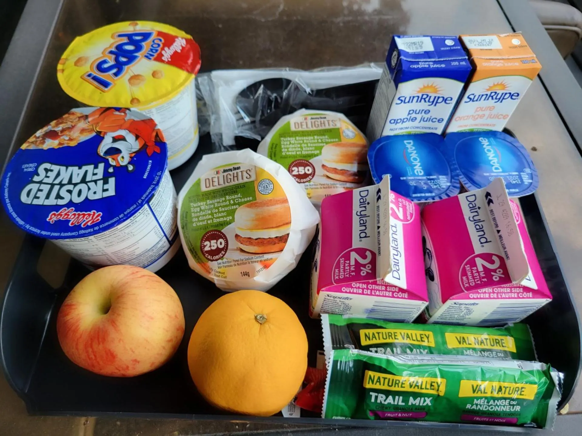 Continental breakfast in A Good Nite's Rest Bed and Breakfast