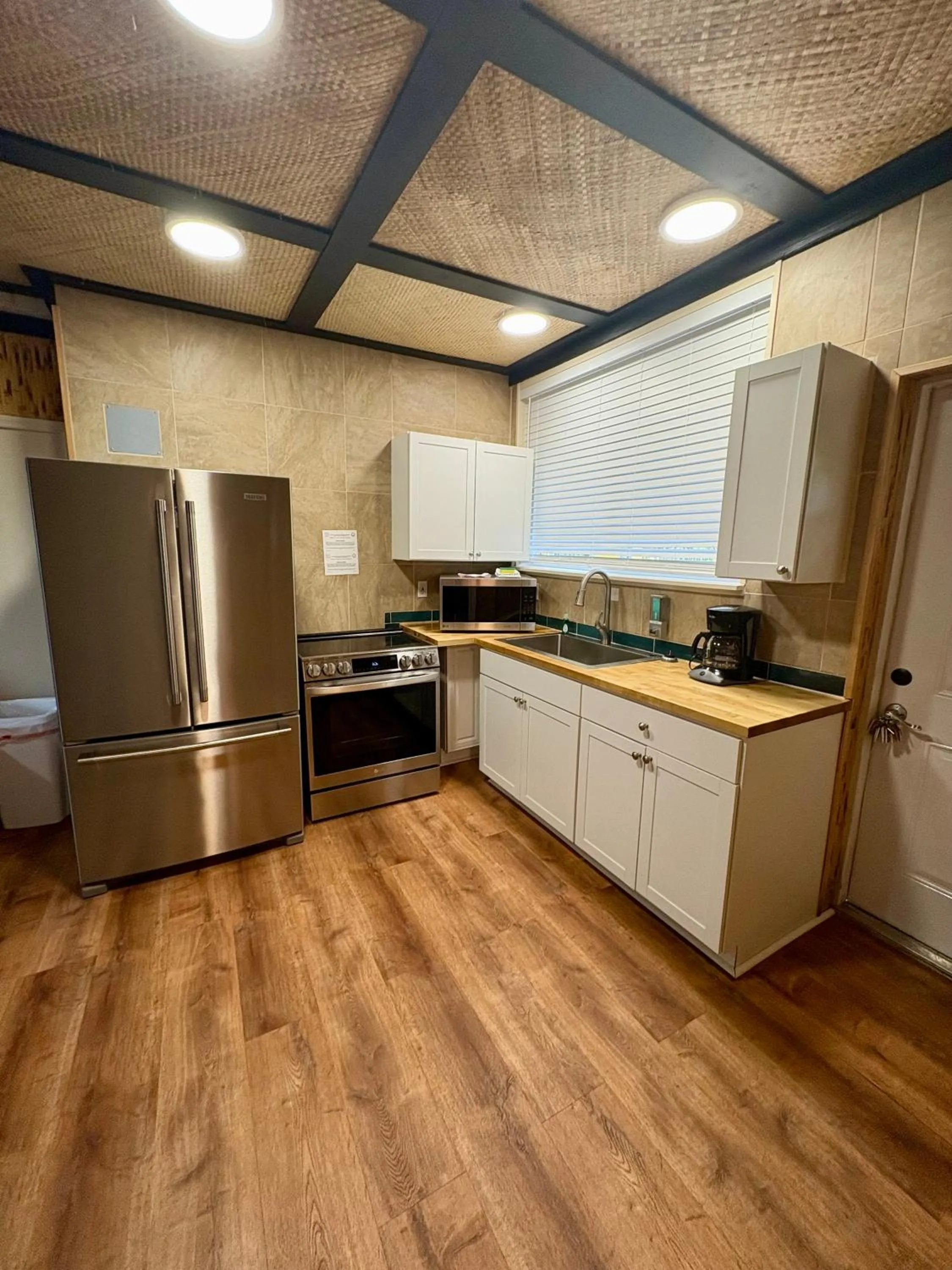 Captain Pip's Marina & Hideaway