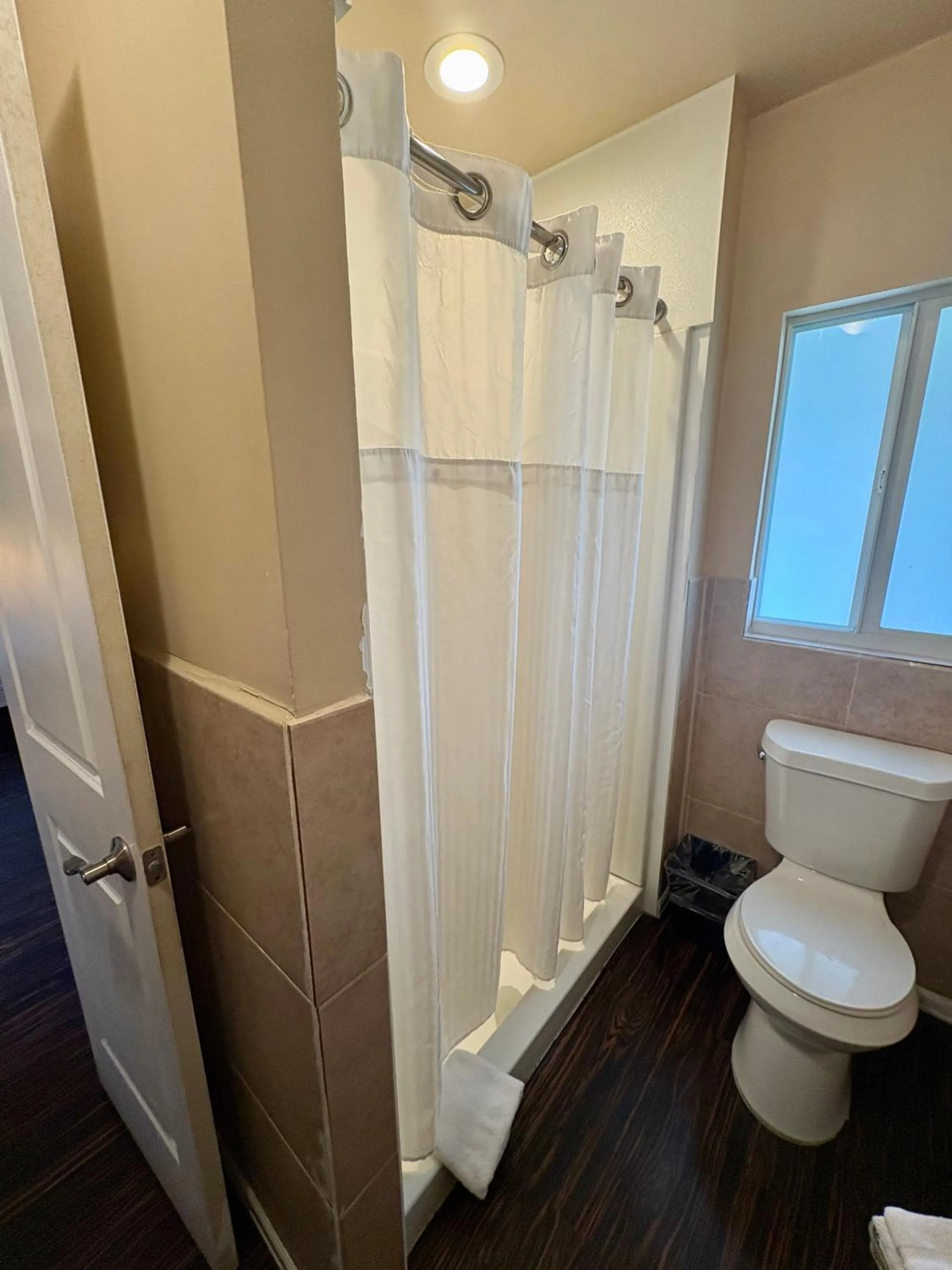 Captain Pip's Marina & Hideaway