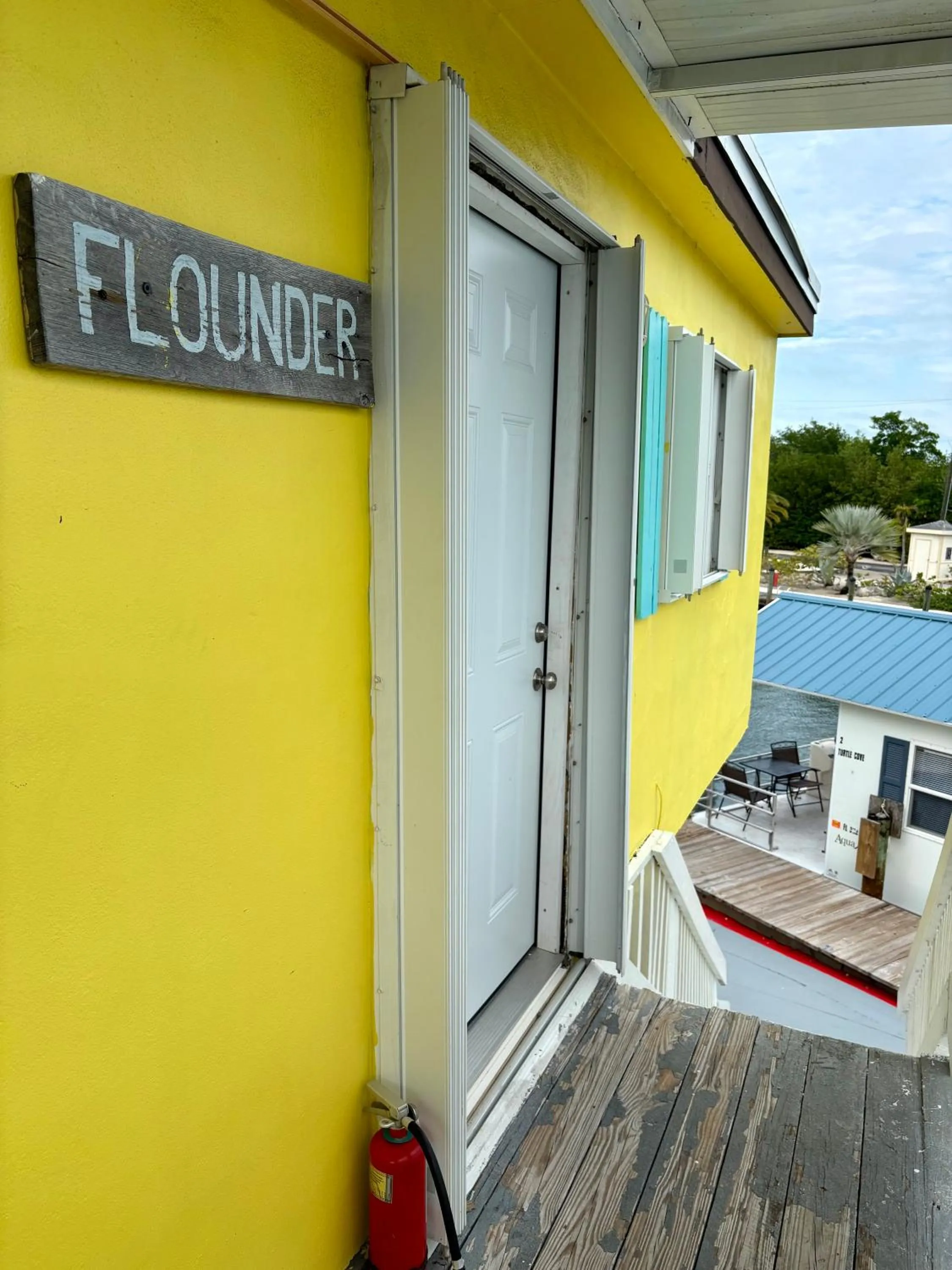 Captain Pip's Marina & Hideaway