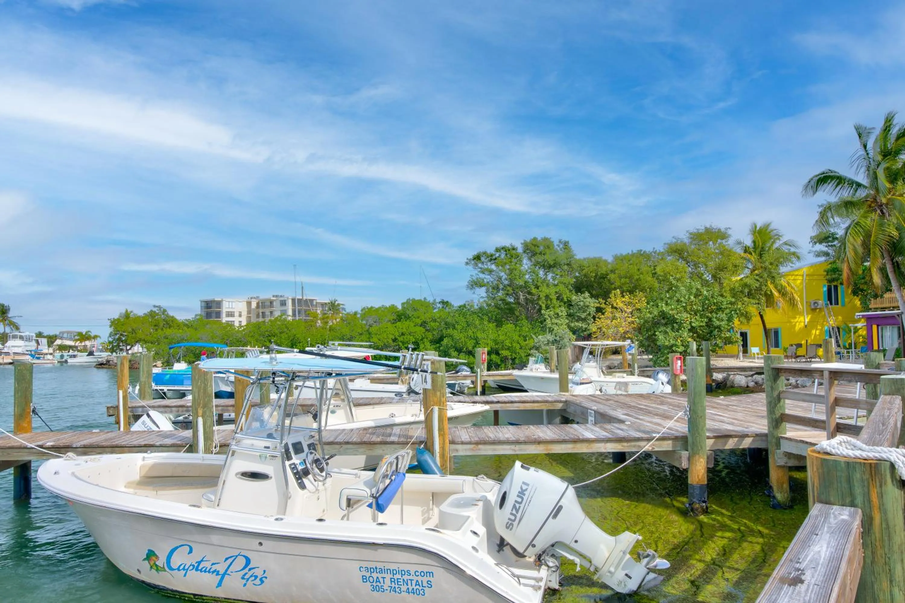 Captain Pip's Marina & Hideaway