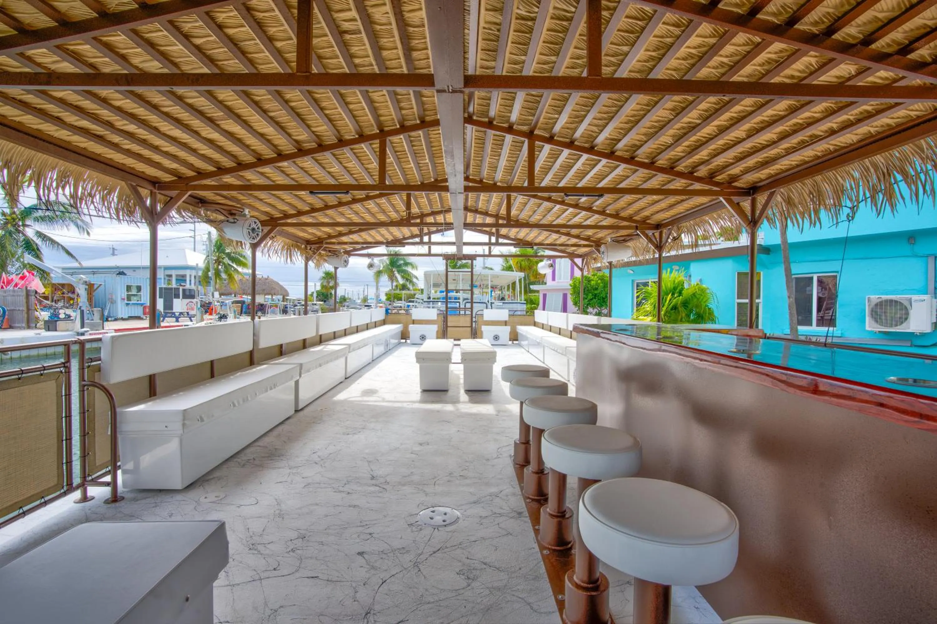 Captain Pip's Marina & Hideaway