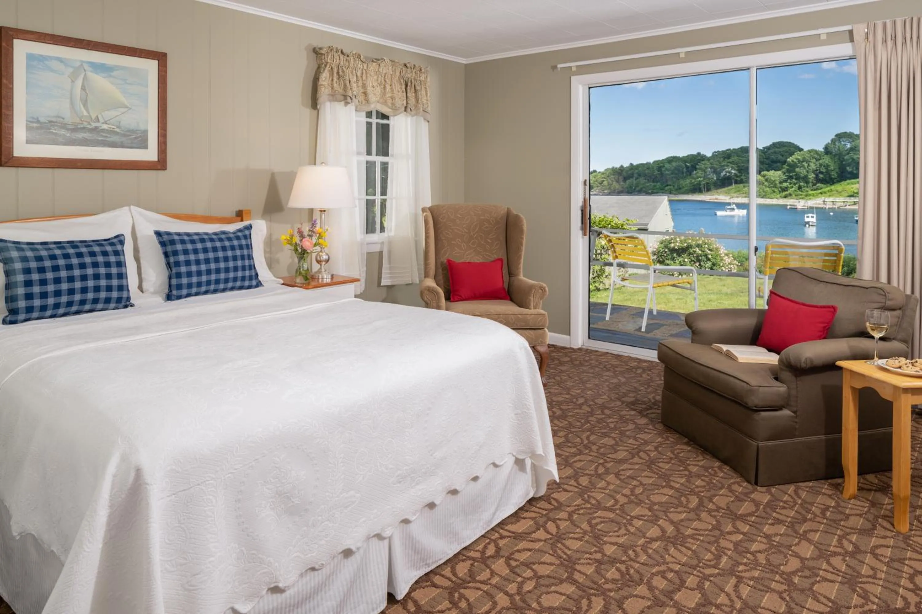 Bedroom, Bed in Dockside Guest Quarters