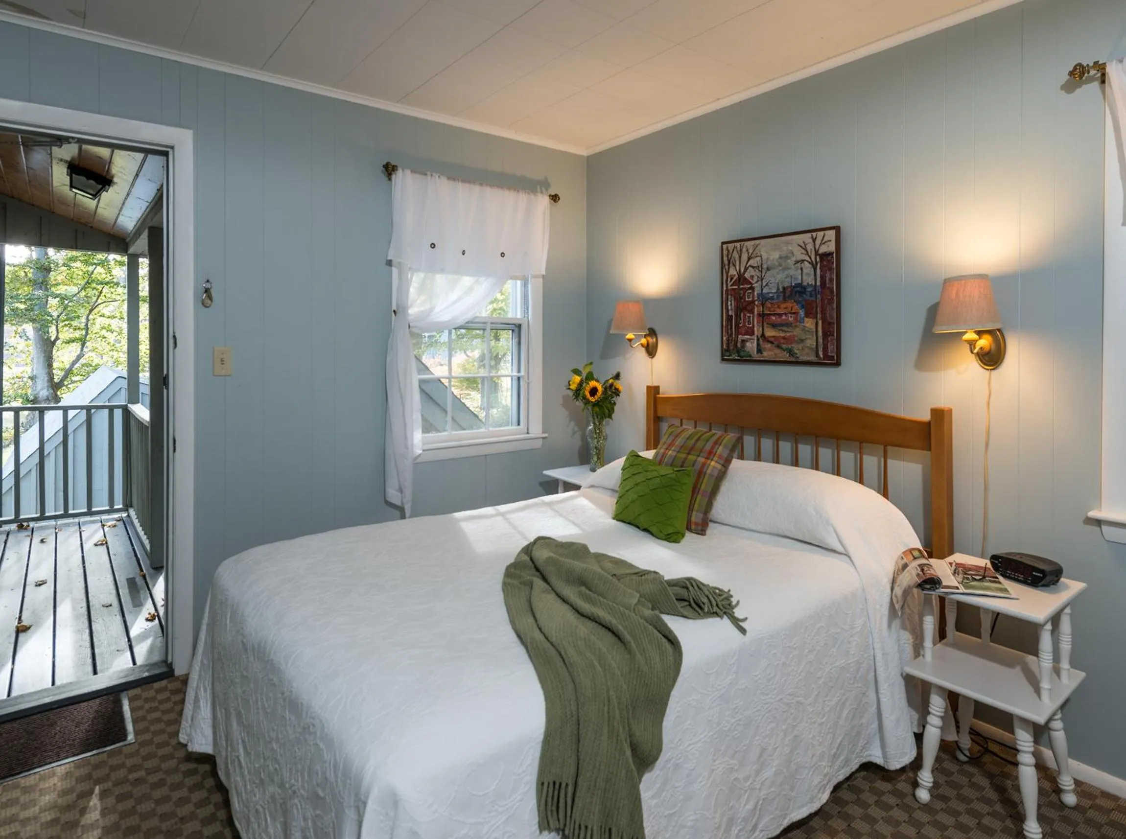 Bedroom, Bed in Dockside Guest Quarters