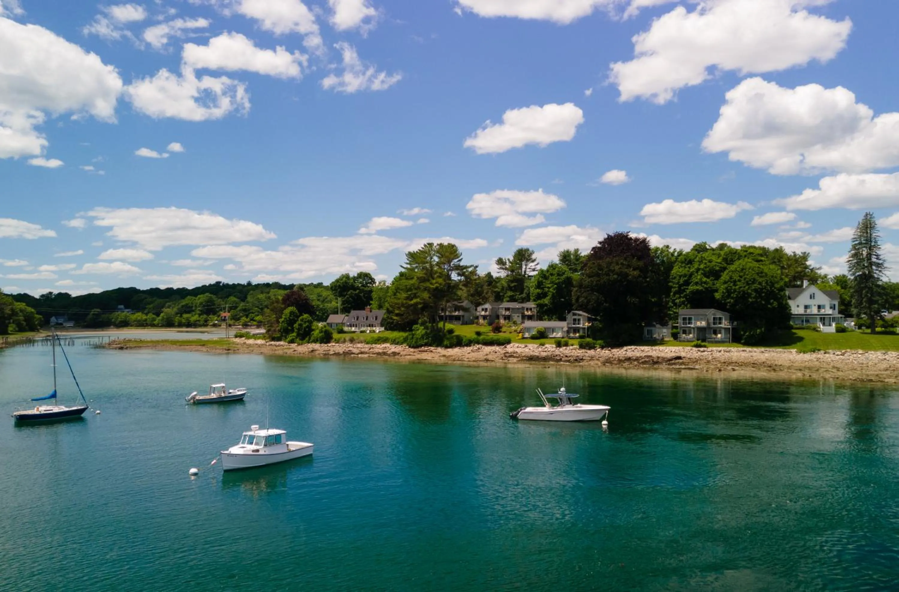 Property building in Dockside Guest Quarters