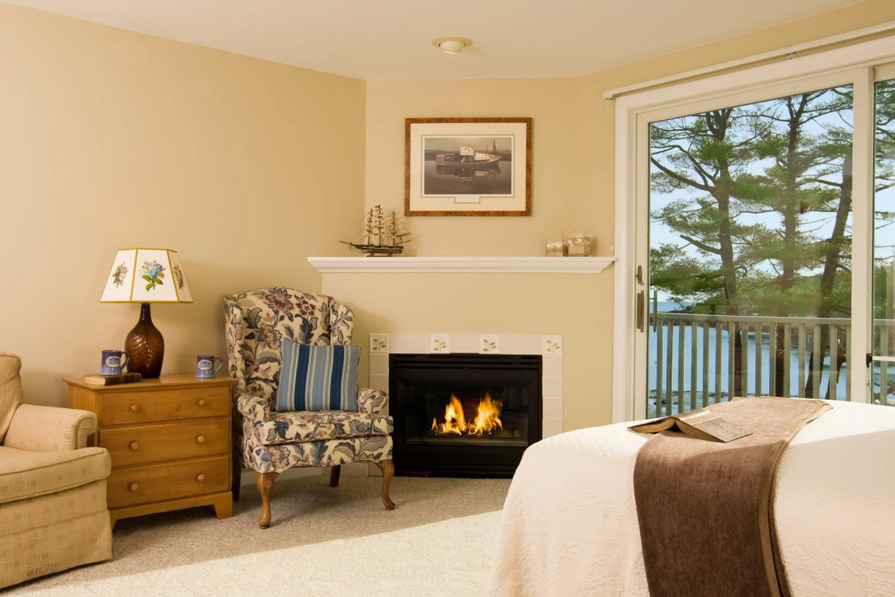 Decorative detail, Bed in Dockside Guest Quarters
